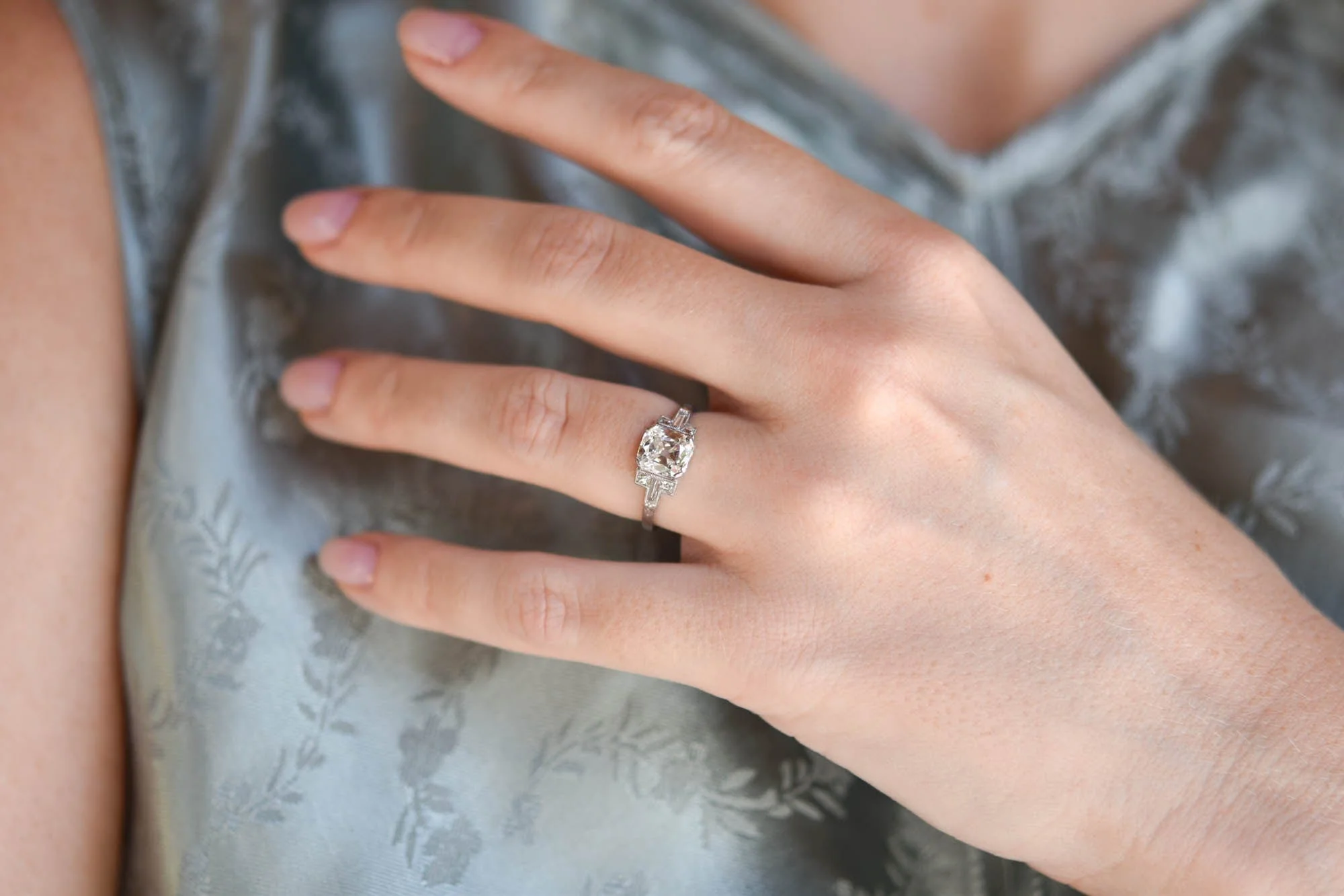 Art Deco 1.12 Carat Old Mine Cushion Diamond Vintage Engagement Ring - Image 3