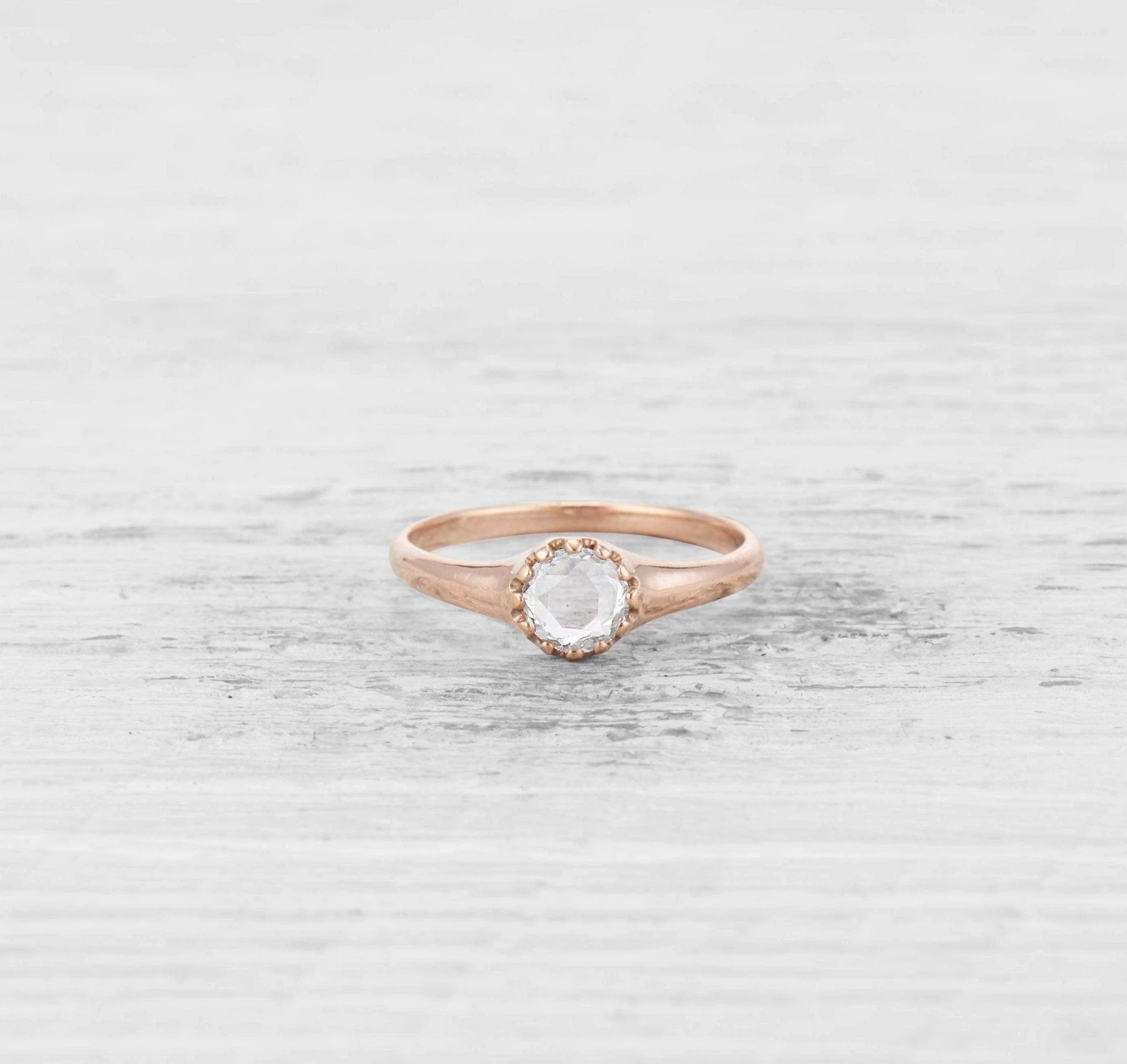 ANTIQUE DIAMOND ENGAGEMENT RING - Image 3