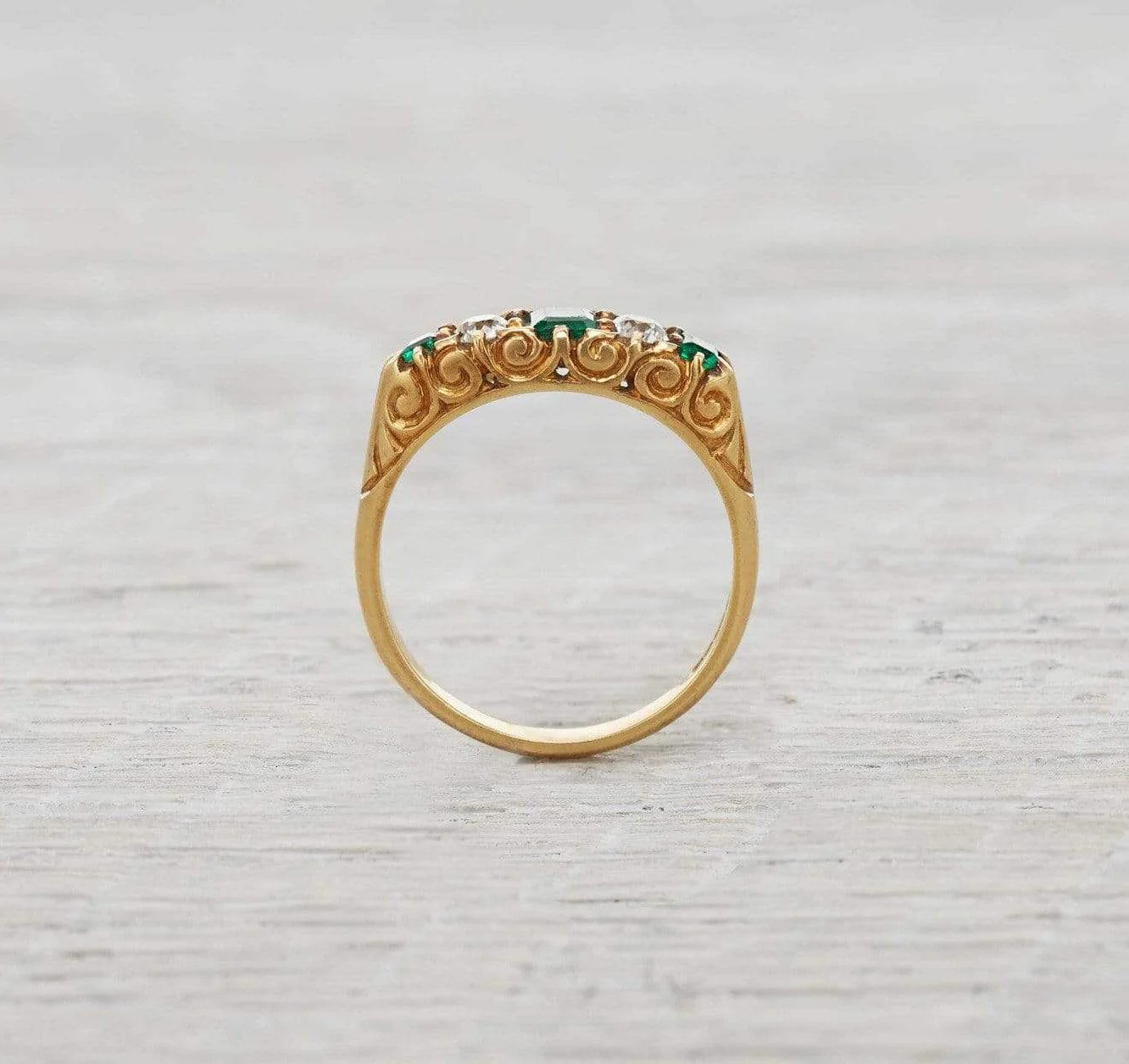 Antique Victorian Diamond and Emerald Five Stone Ring - Image 4