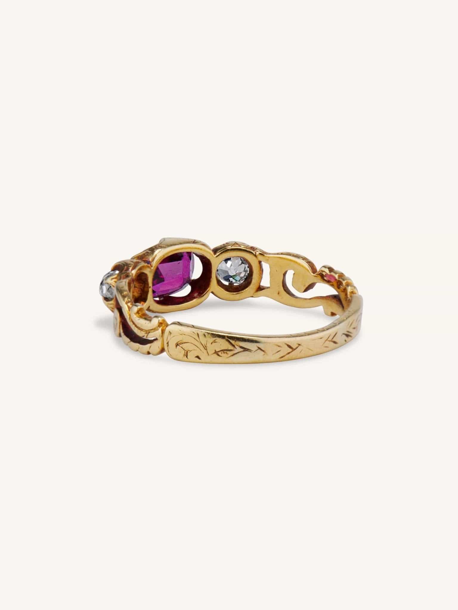 Victorian Garnet & Old Mine Diamond Three Stone Ring - Image 4