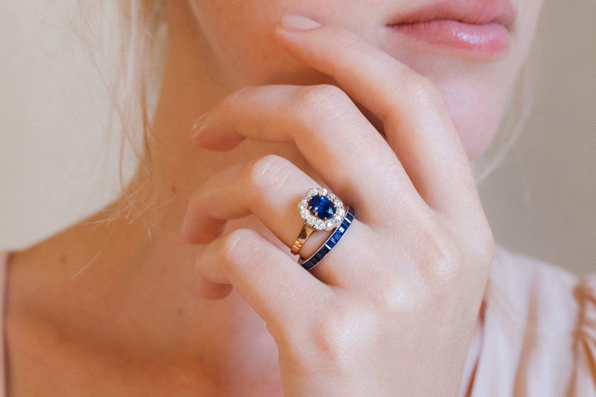 ANTIQUE VICTORIAN SAPPHIRE AND DIAMOND RING - Image 5