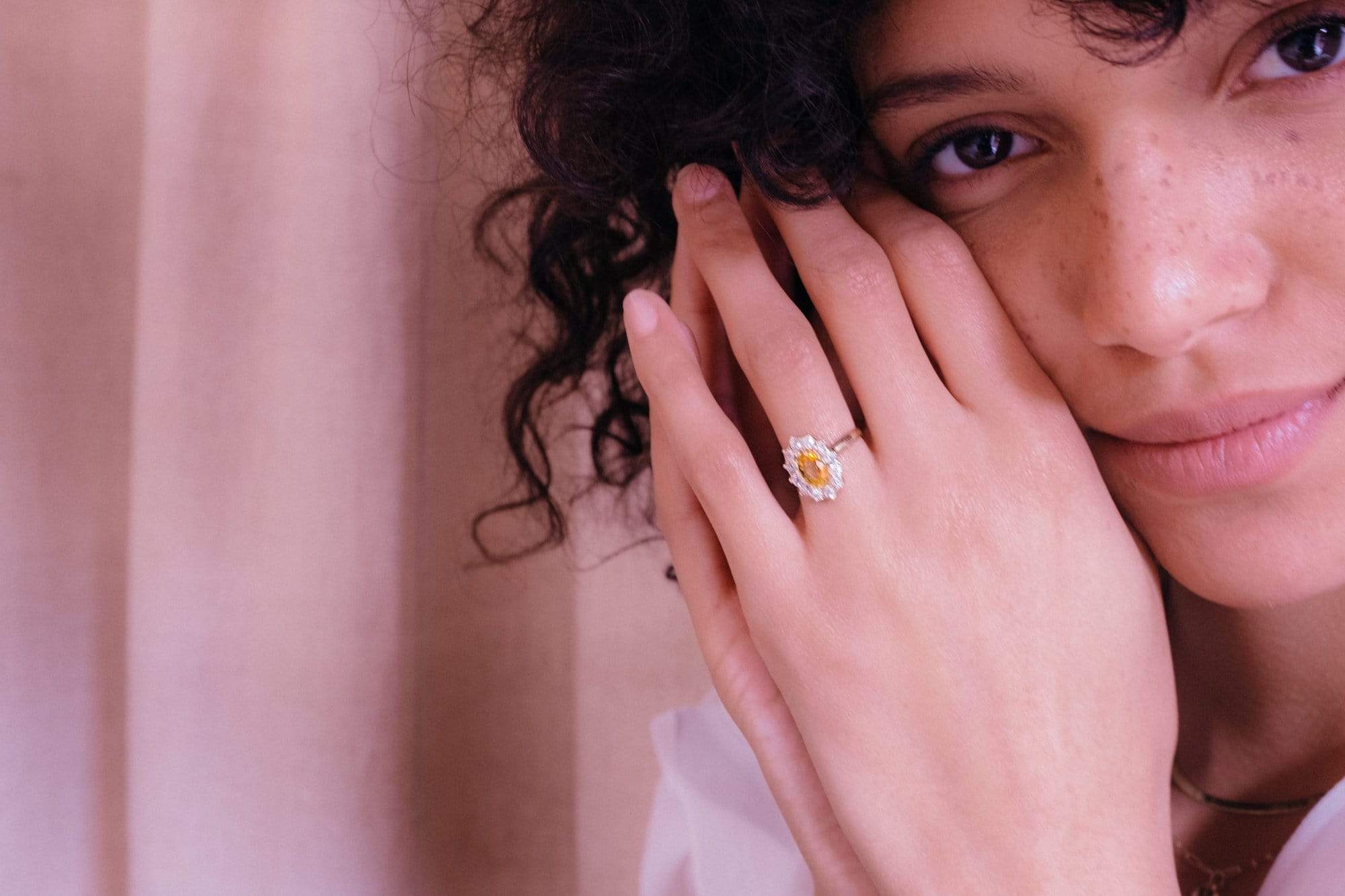 Antique Victorian Yellow Sapphire & Diamond Cluster Ring - Image 5