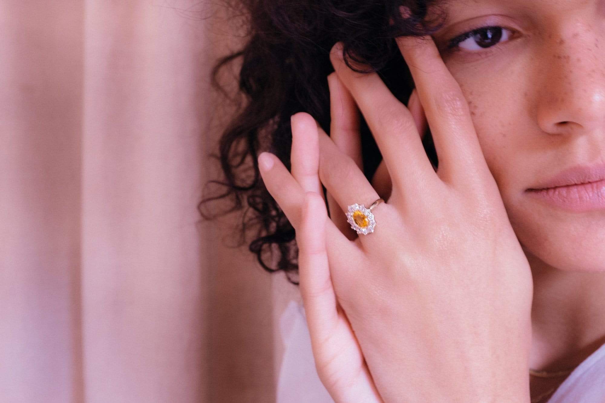 Antique Victorian Yellow Sapphire & Diamond Cluster Ring - Image 6