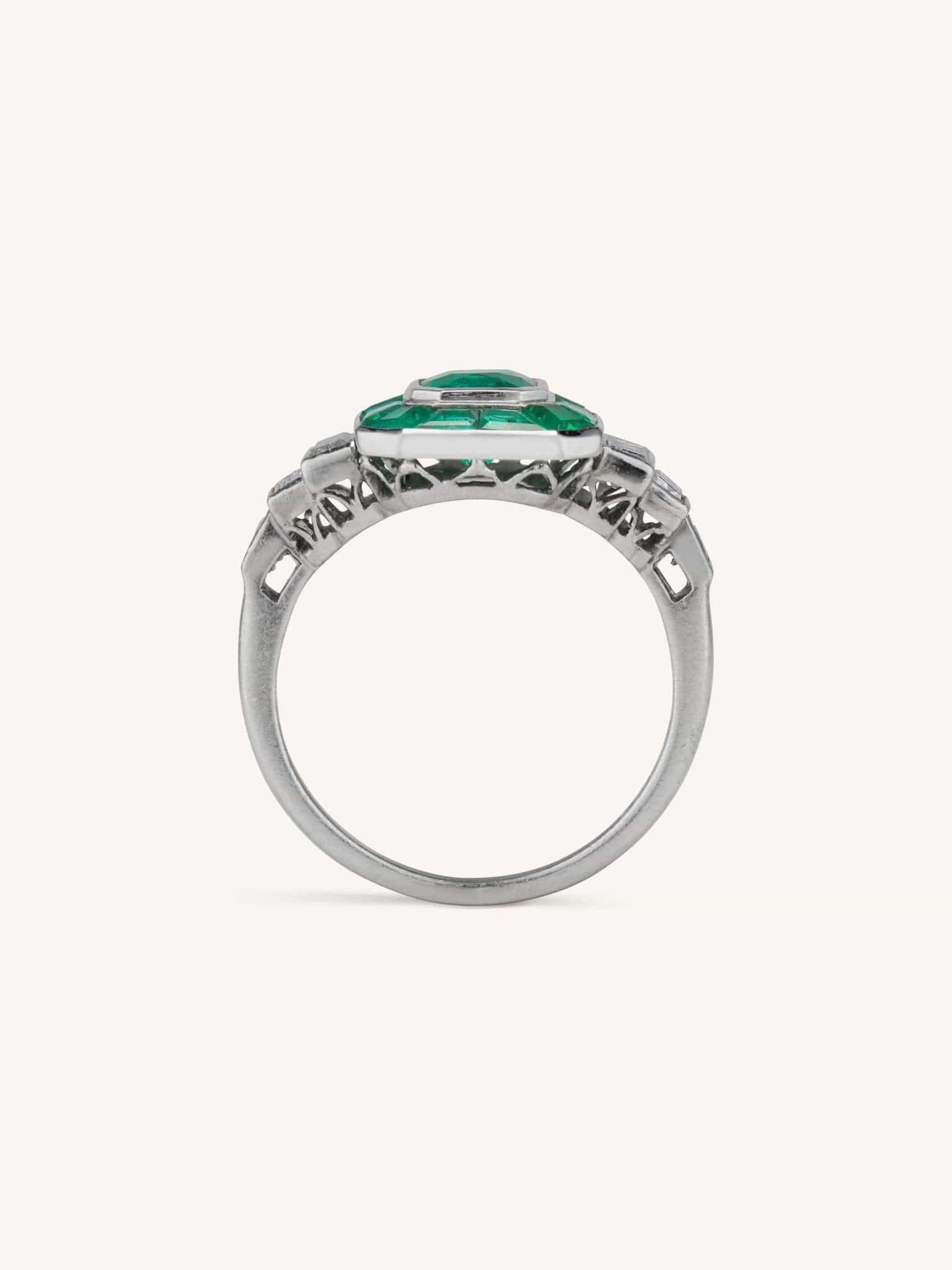 Art Deco 1.25 Carat Colombian Emerald Ring - Image 4