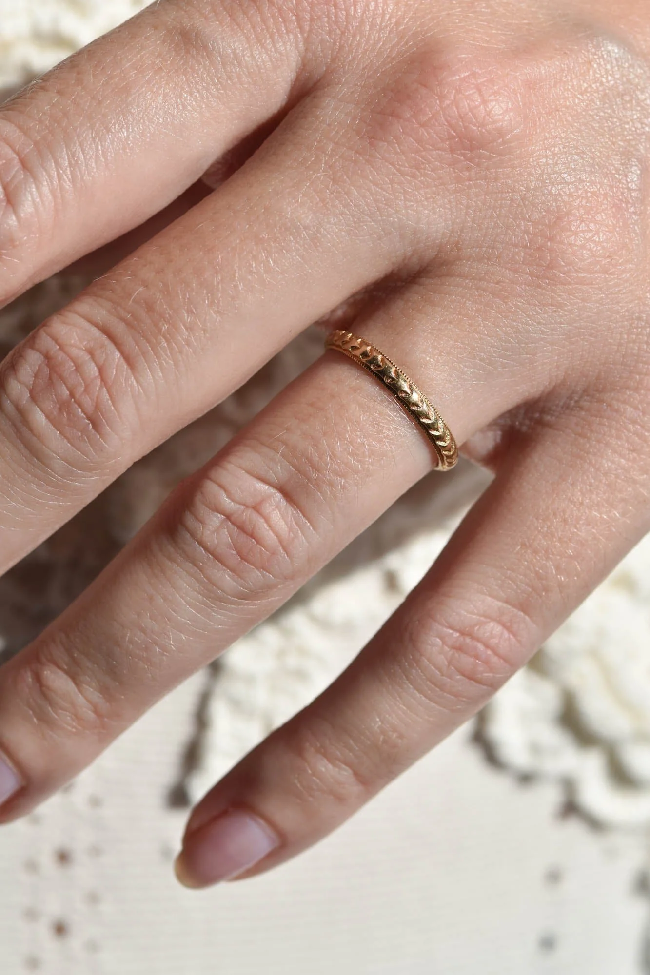 Art Deco Yellow 14k Yellow Gold Wheat Engraved Antique Band - Size 6.5 - Image 2