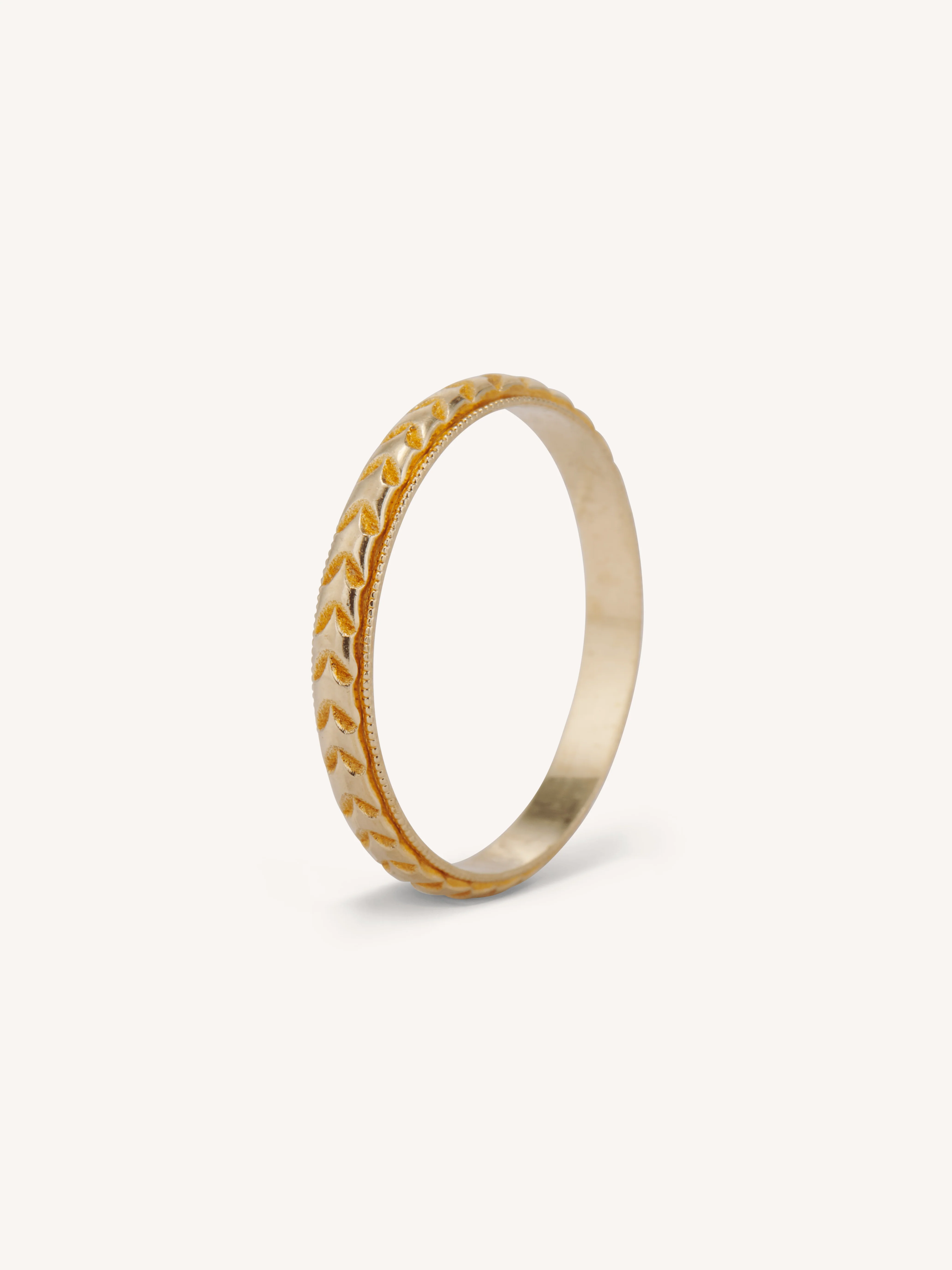 Art Deco Yellow 14k Yellow Gold Wheat Engraved Antique Band - Size 6.5 - Image 4