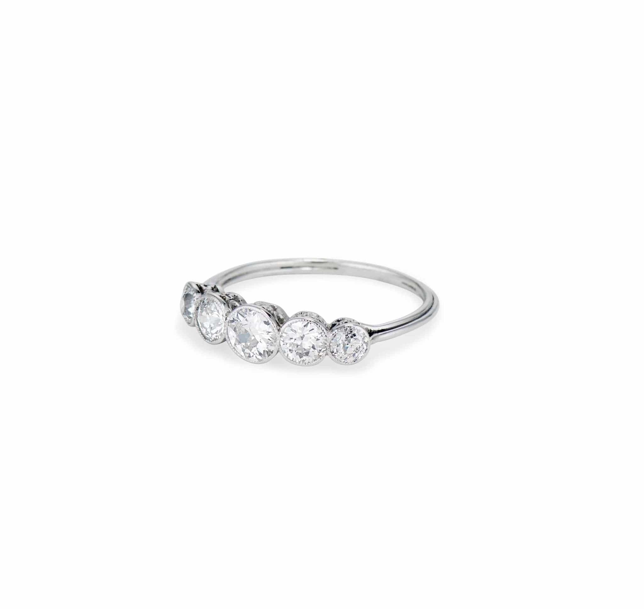 Art Deco 1.05 Carat Old European Diamond 5-Stone and Platinum Ring - Image 2