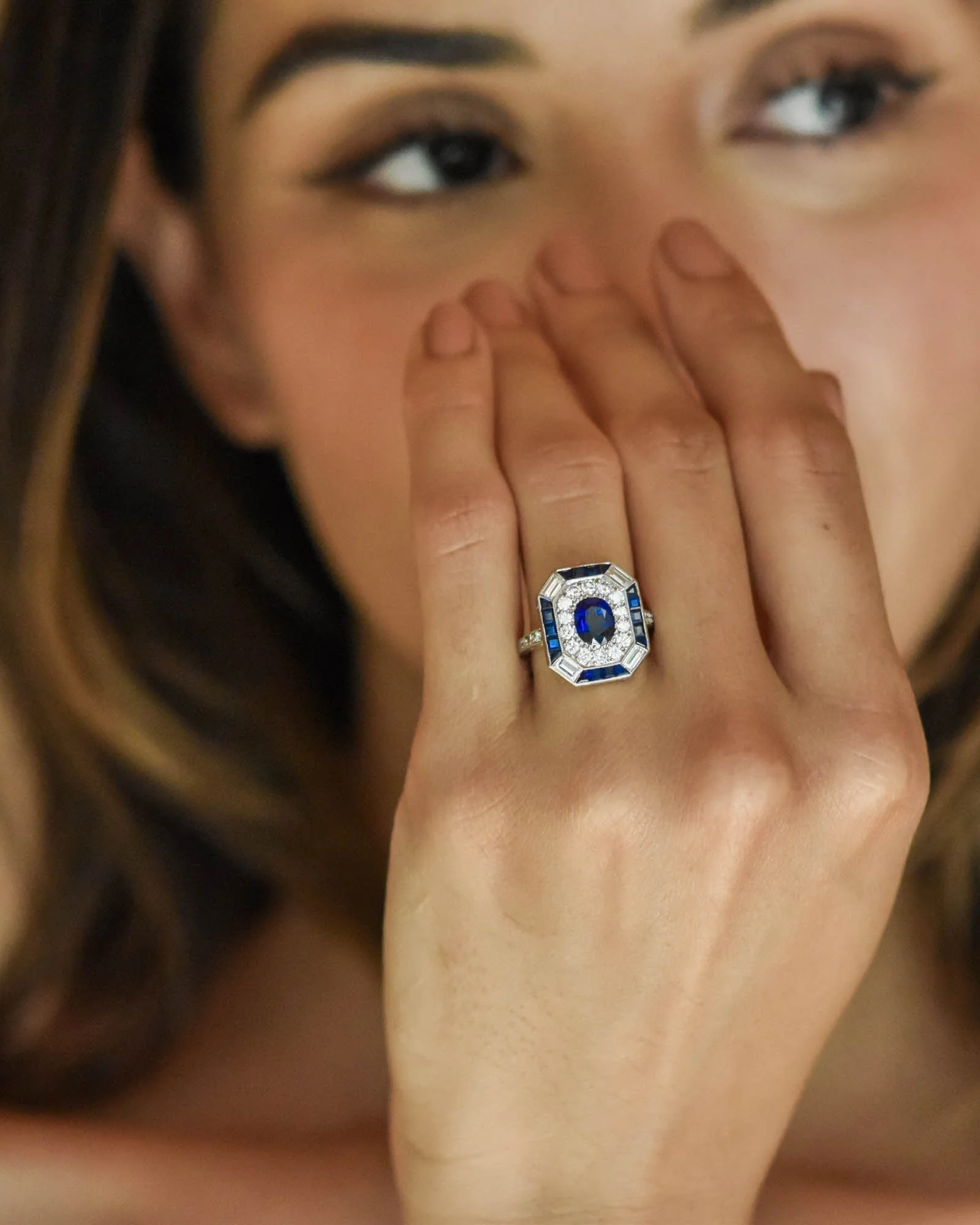 Art Deco 1.30 Carat Sapphire and Diamond Ring - Image 2