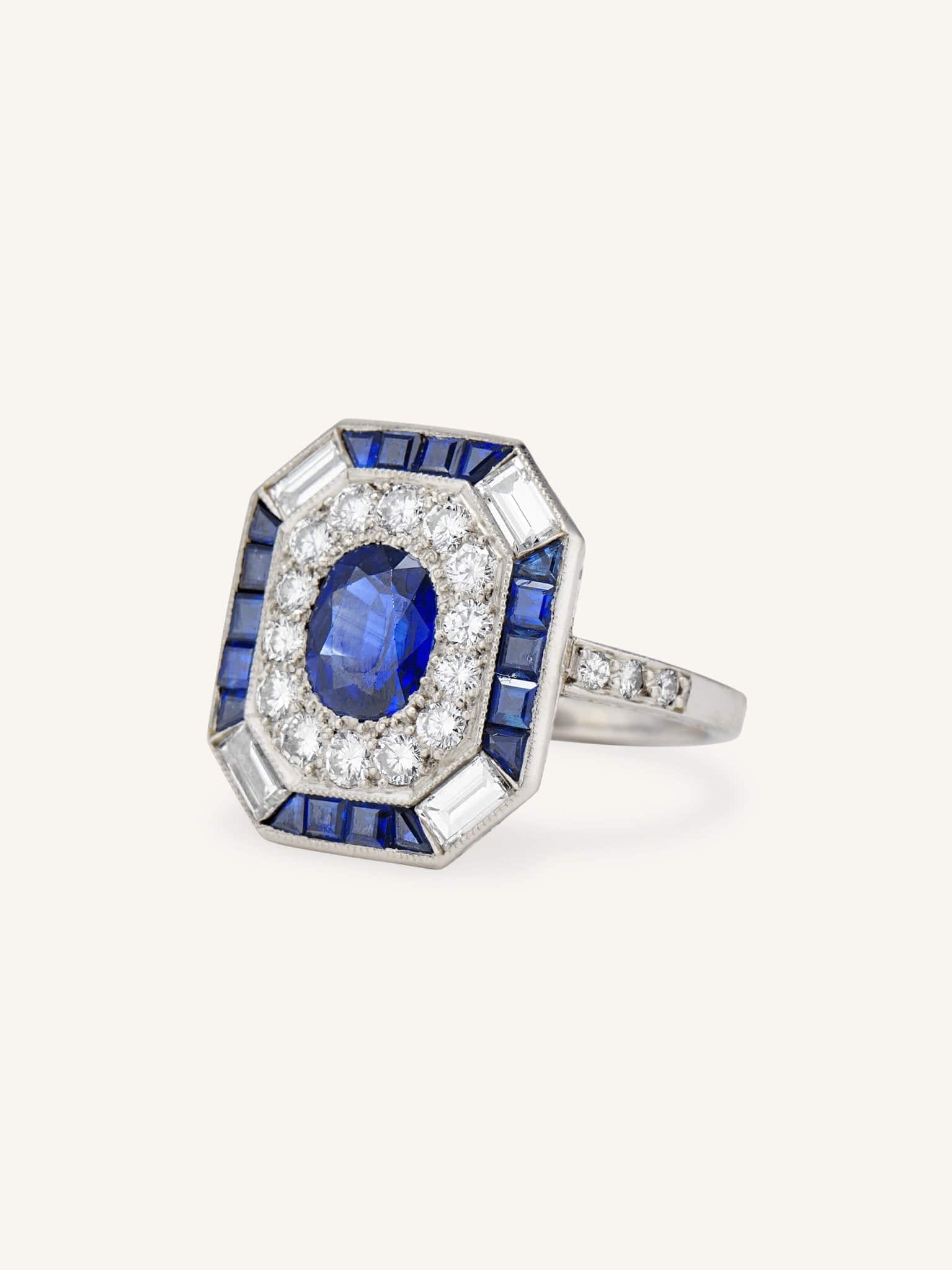 Art Deco 1.30 Carat Sapphire and Diamond Ring - Image 3