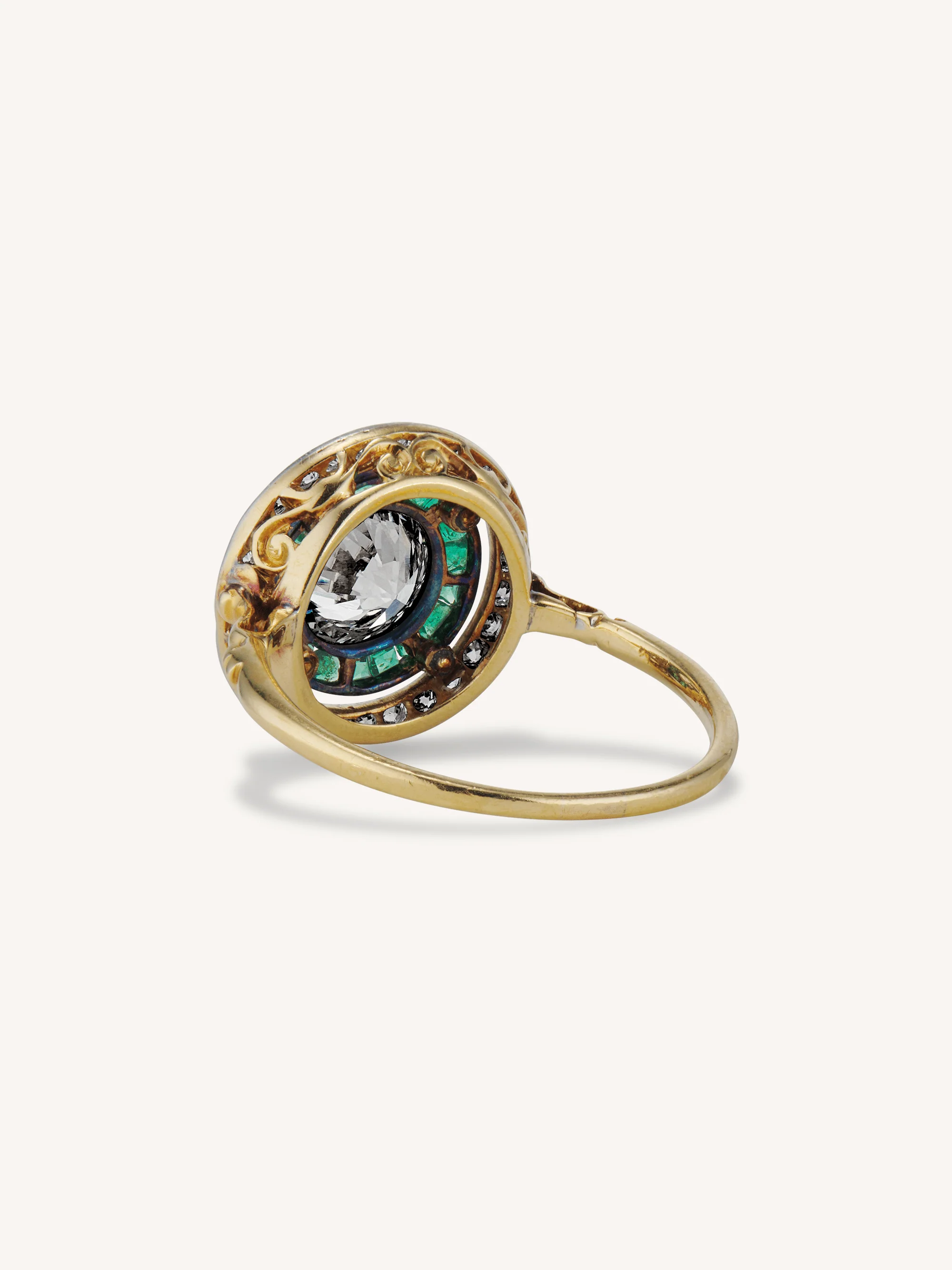Art Deco 1.30 Carat Antique Old European Cut Diamond & Emerald Target Ring - Image 5