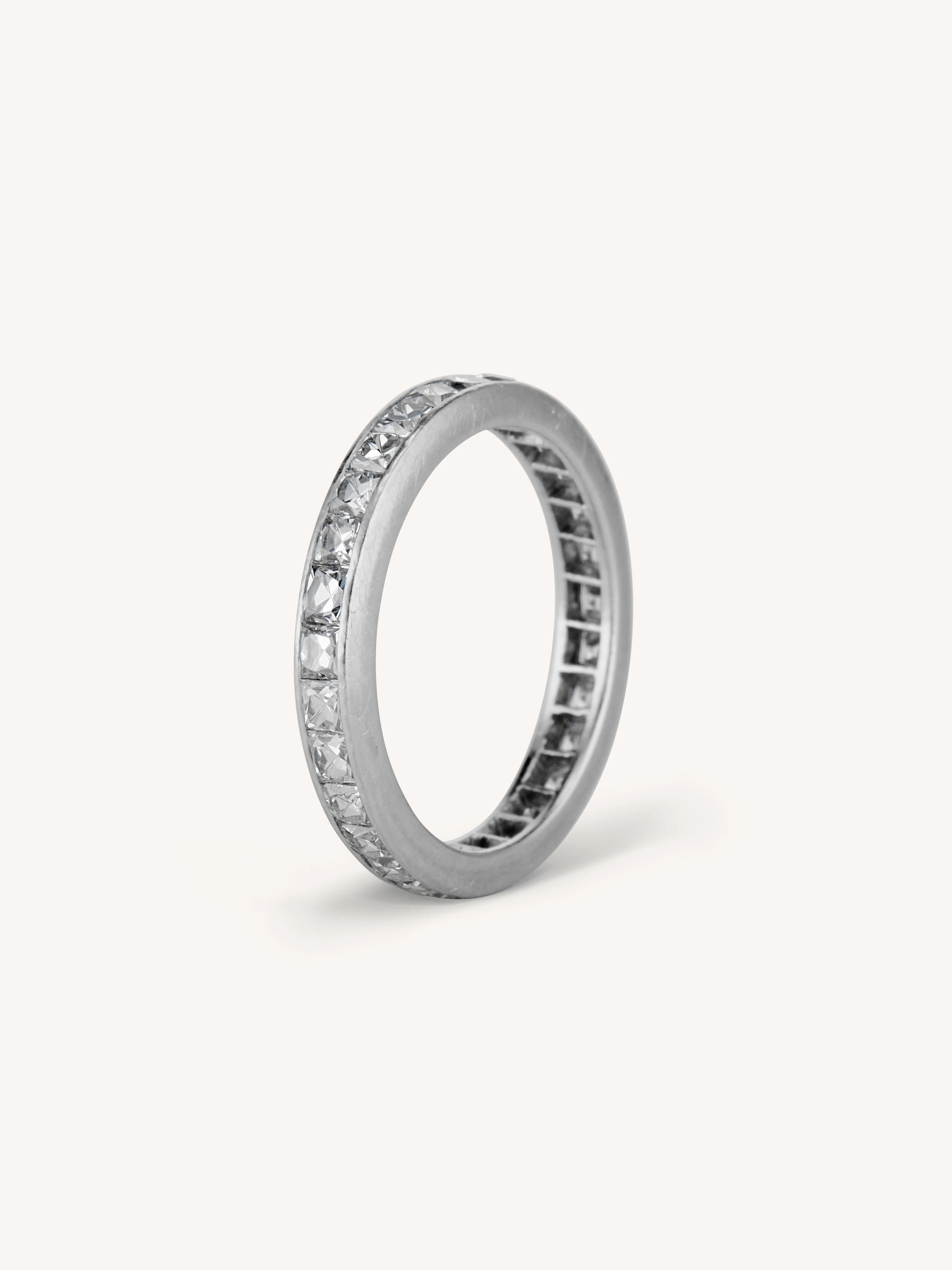 Art Deco 1.55 Carat French Cut Vintage Wedding Band - Size 5.5 - Image 4