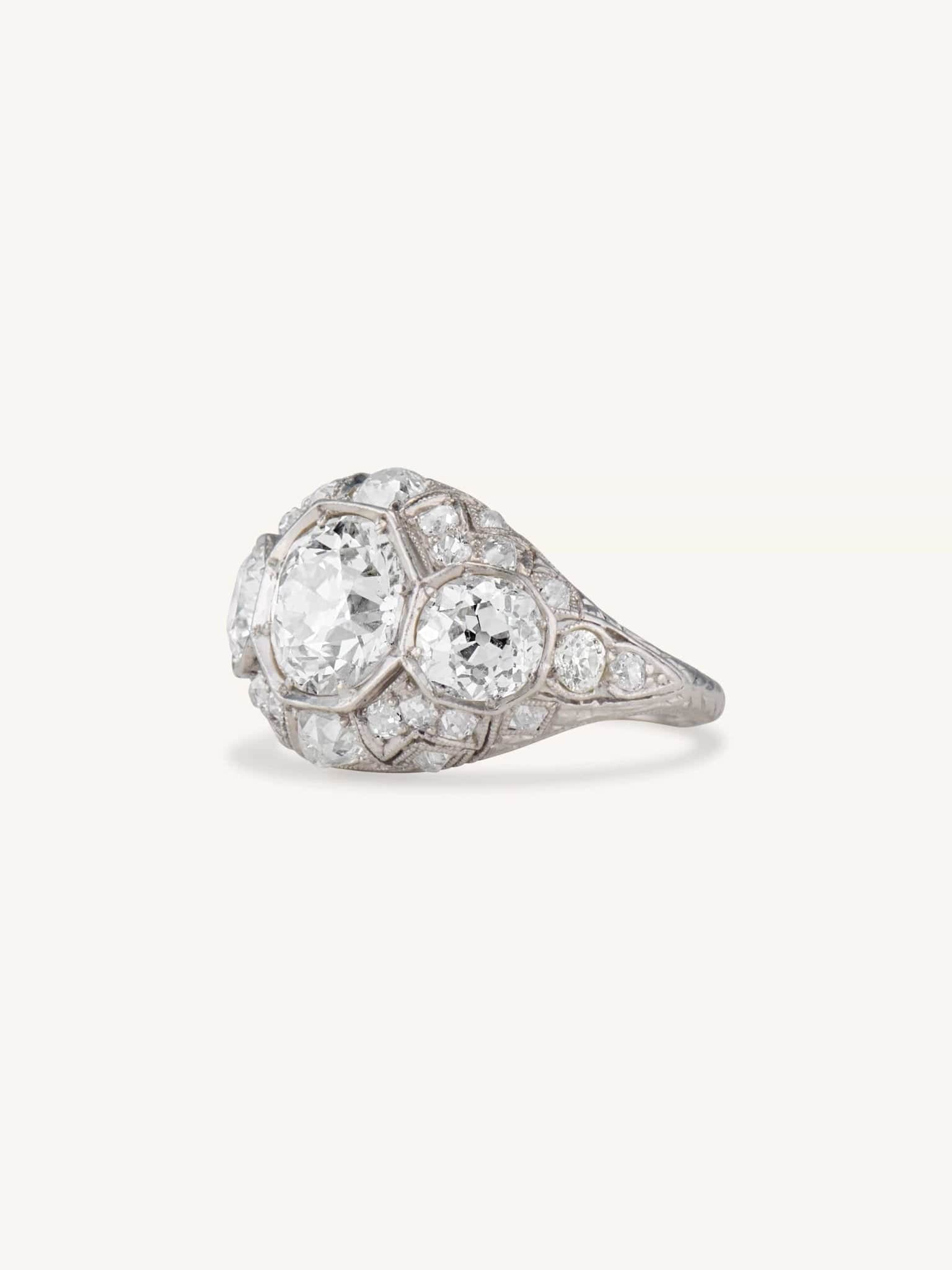 Art Deco 1.60 Carat Old European Cut Diamond Domed Ring - Image 4