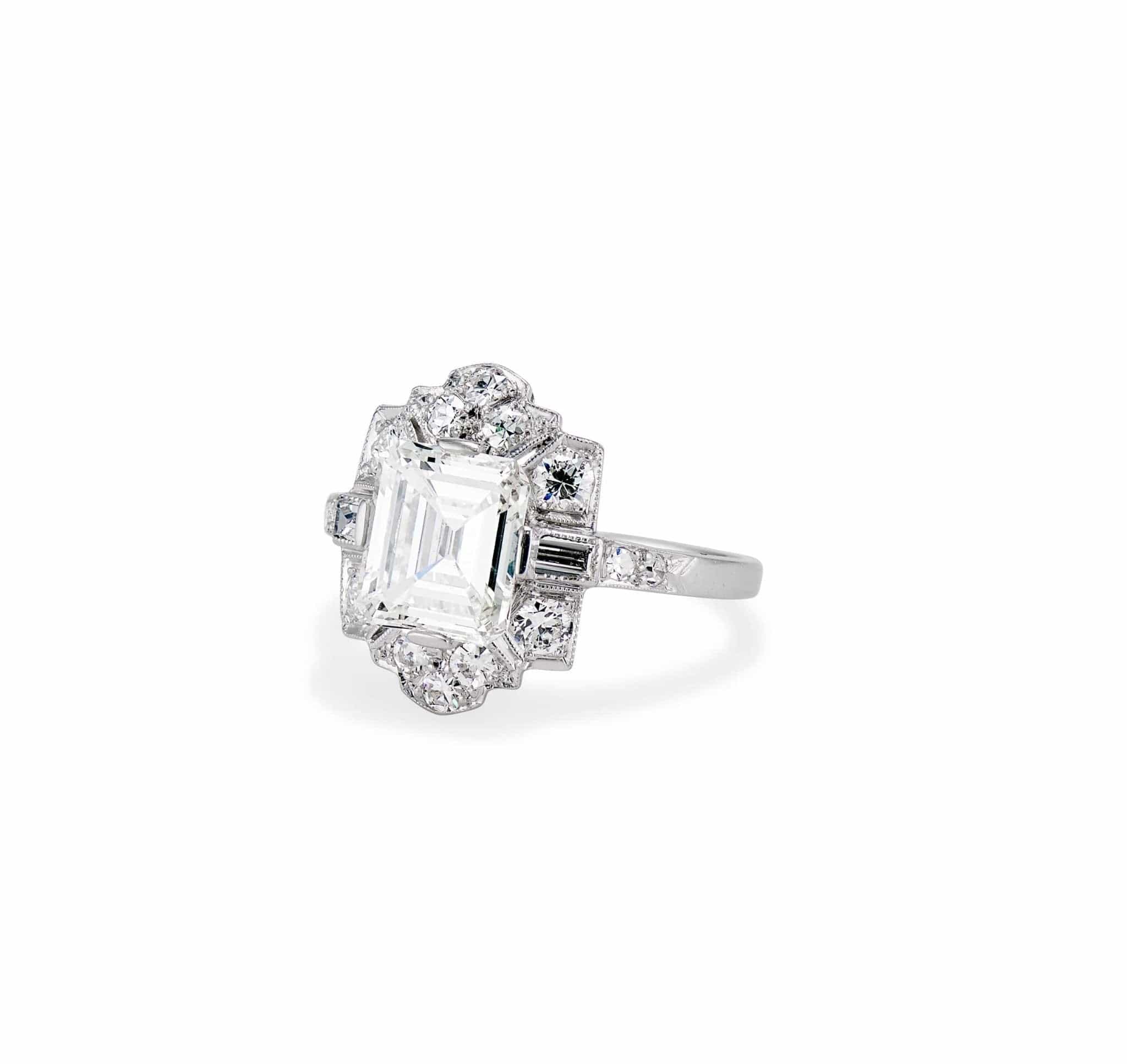 Art Deco 2.00 Carat Emerald Cut Diamond Engagement Ring - Image 2