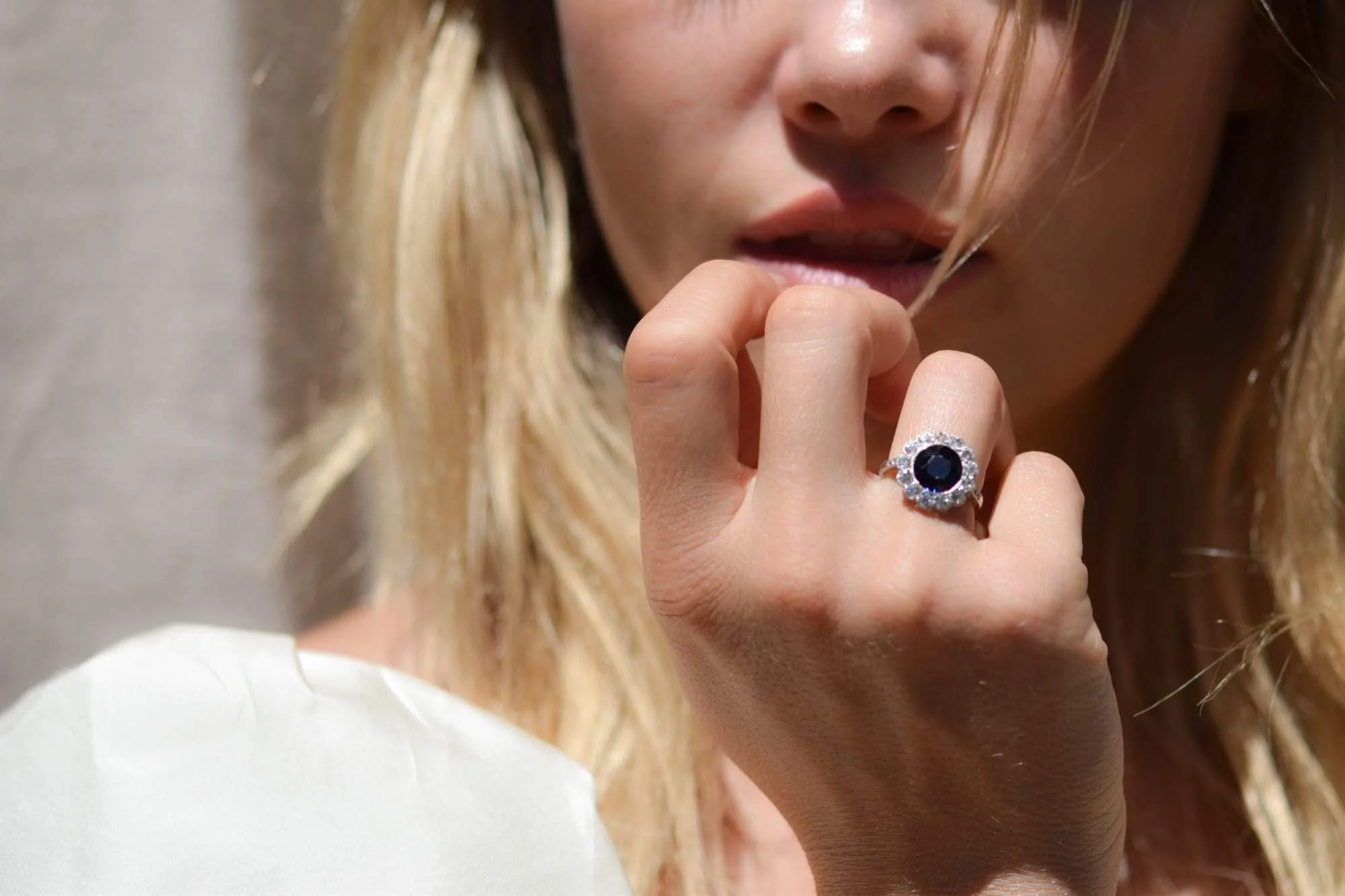 Art Deco 2.50 Carat Sapphire and Diamond Cluster Engagement Ring - Image 5