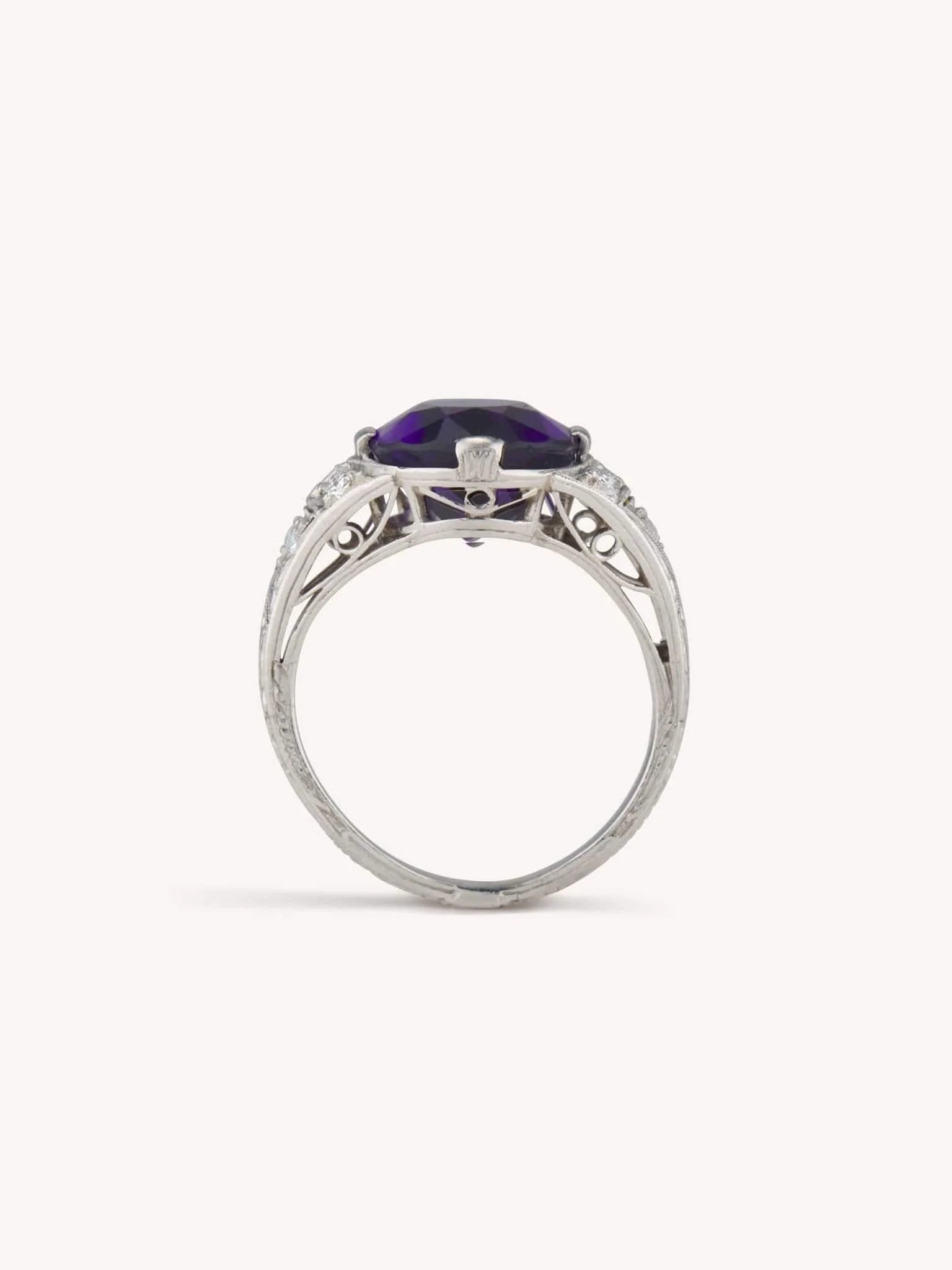 Edwardian 4.00 Carat Oval Cut Amethyst Ring - Image 5