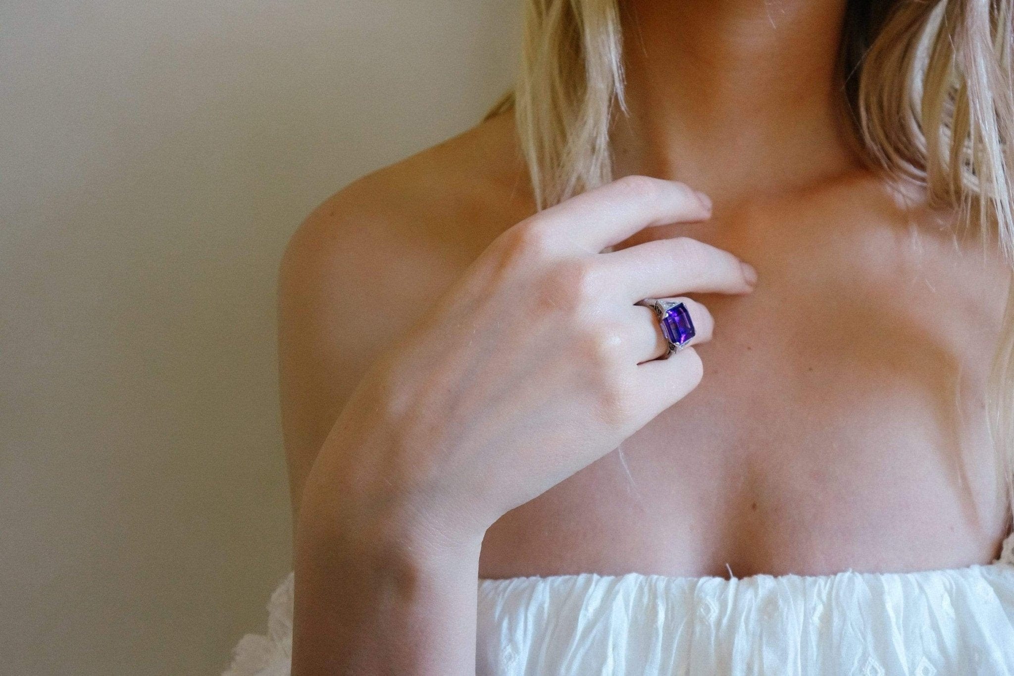 ART DECO AMETHYST AND DIAMOND COCKTAIL RING - Image 9