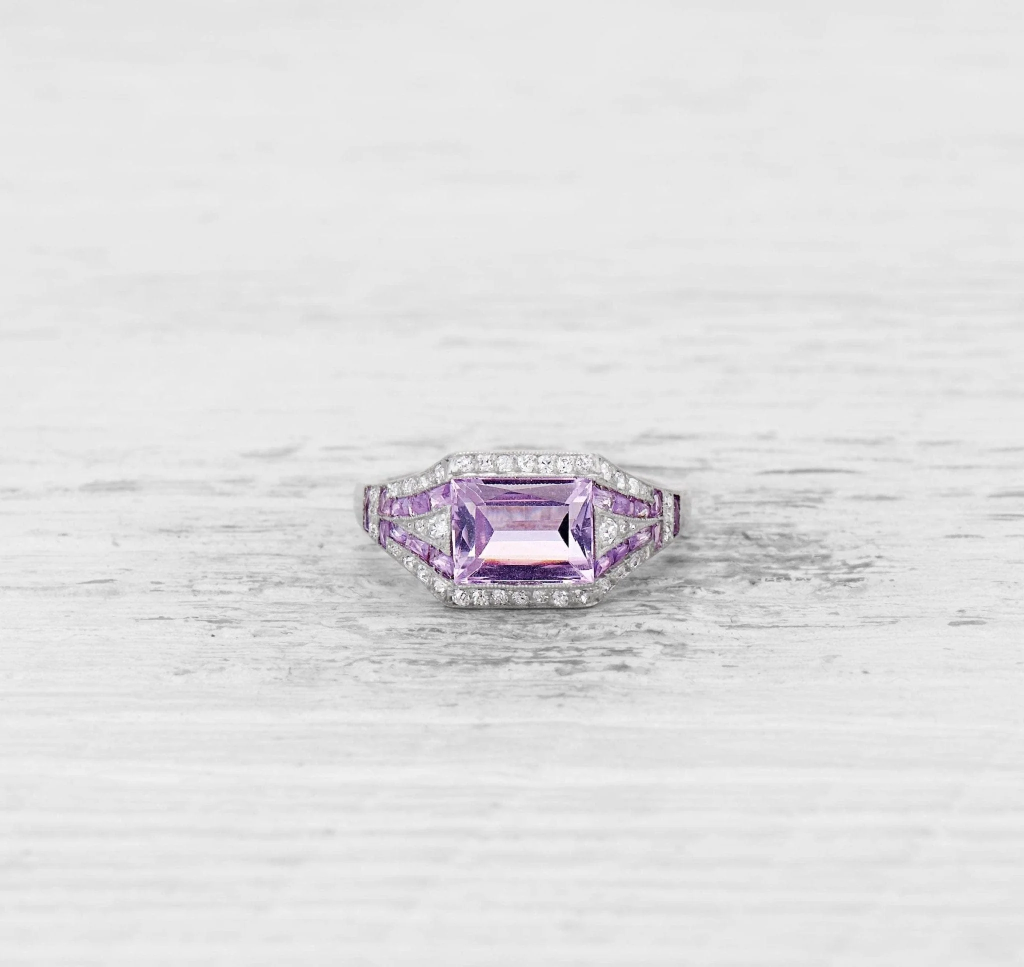 ART DECO AMETHYST AND DIAMOND ENGAGEMENT RING - Image 2