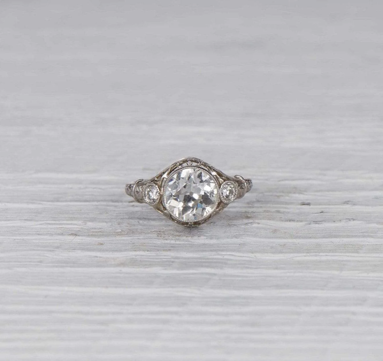 1.61 Carat Art Deco Diamond Engagement Ring - Image 2
