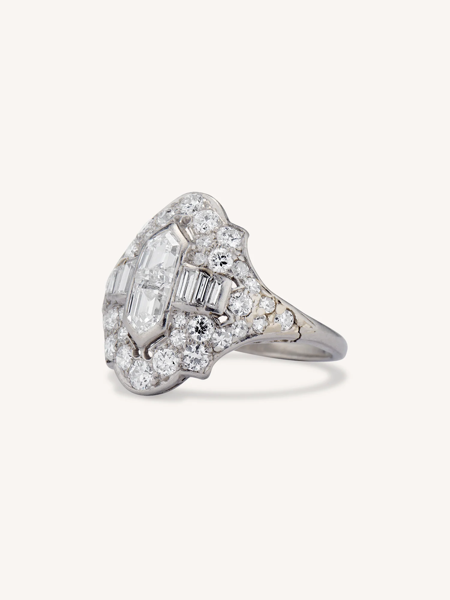 Late Art Deco Bullet Cut Diamond Vintage Dinner Ring - Image 5