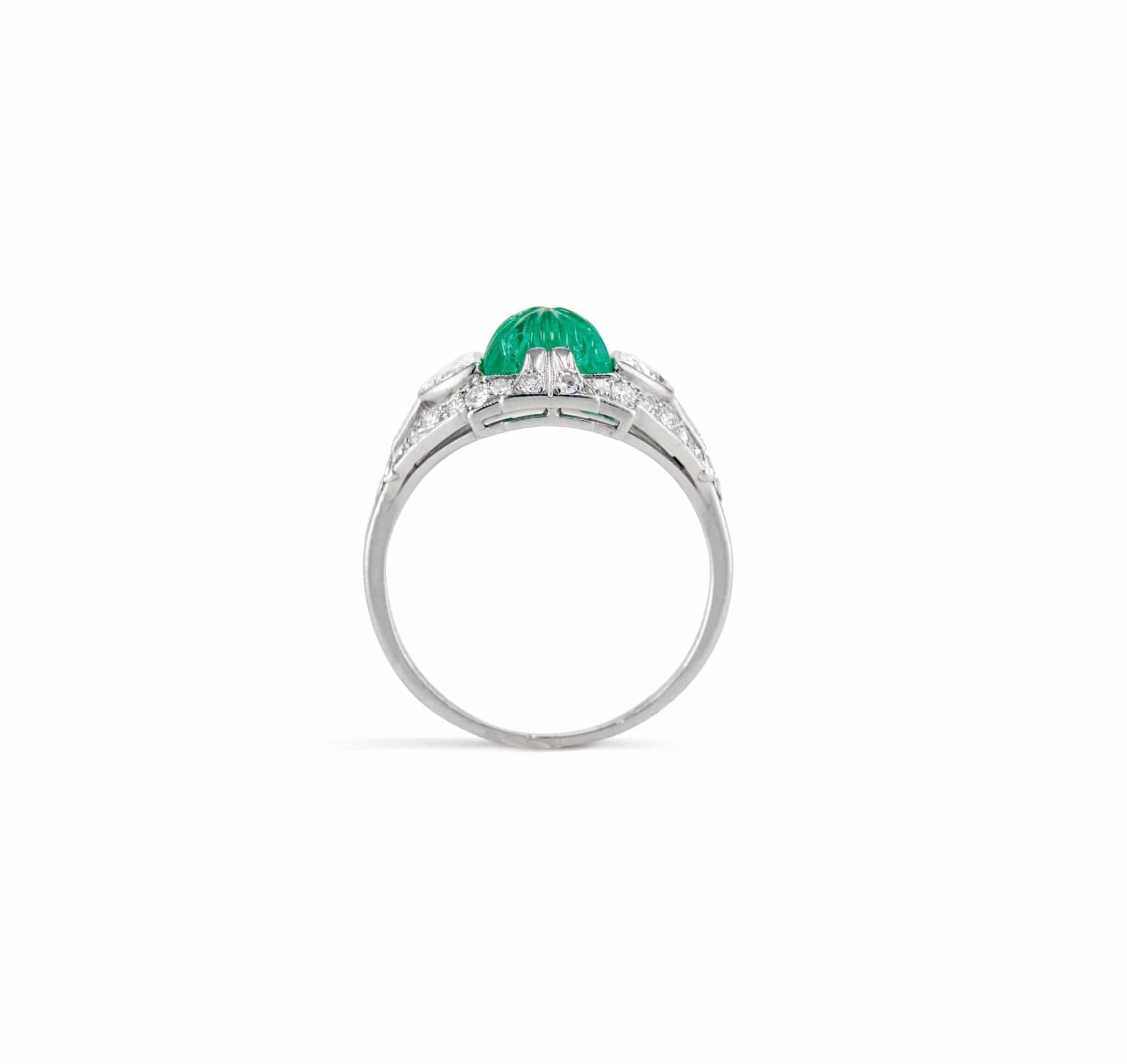 Art Deco 1.90 Carat Carved Sugarloaf Emerald and Diamond Ring - Image 4