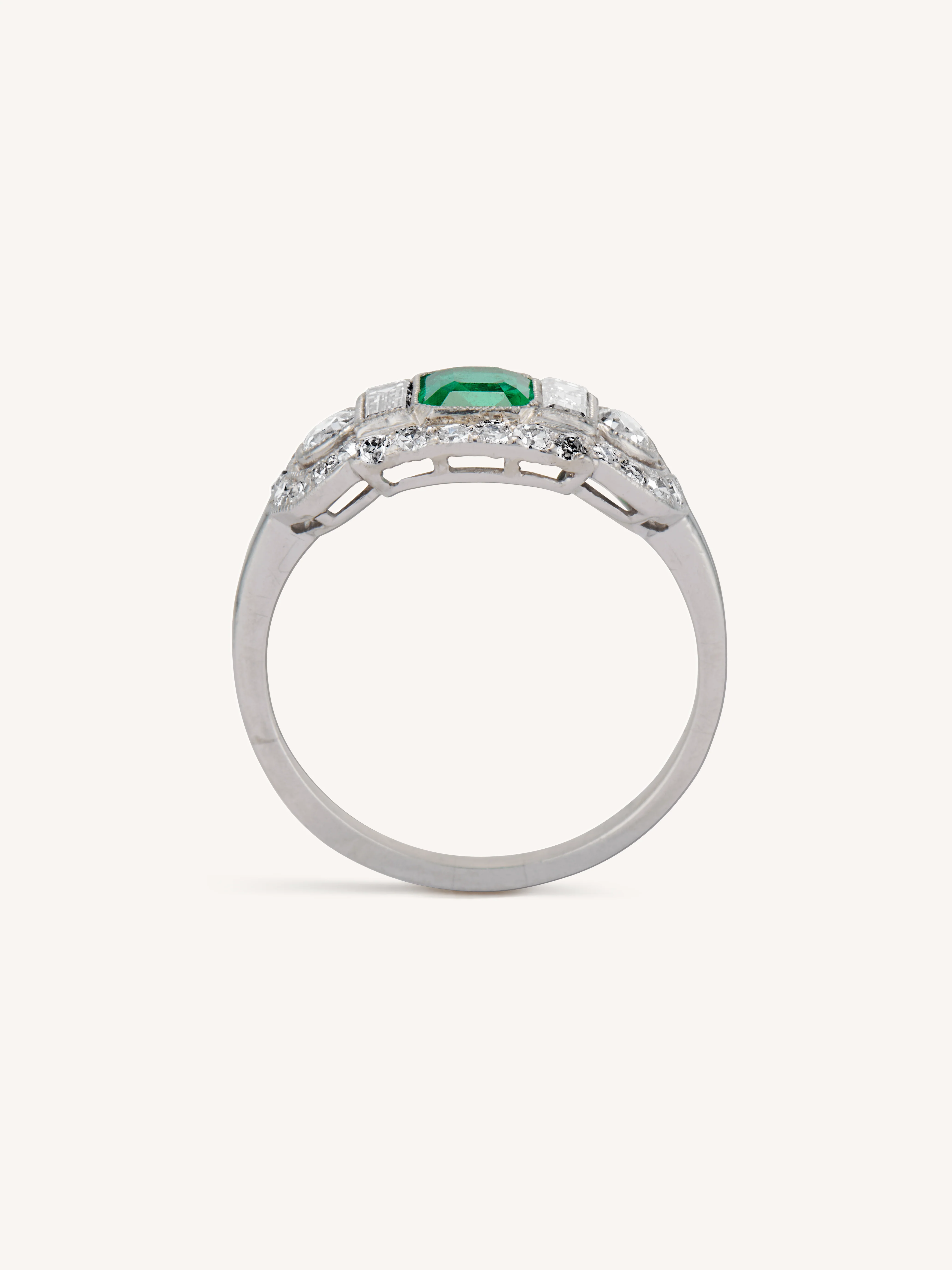Art Deco Colombian Emerald & Diamond Ring - Image 5