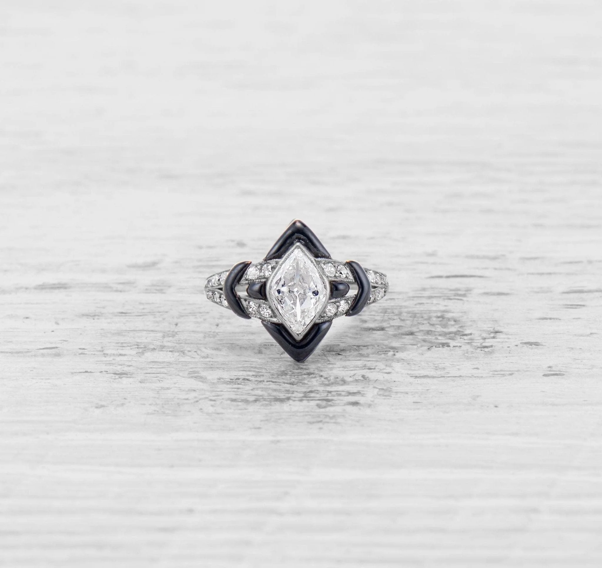 ART DECO DIAMOND AND BLACK ENAMEL ENGAGEMENT RING - Image 2