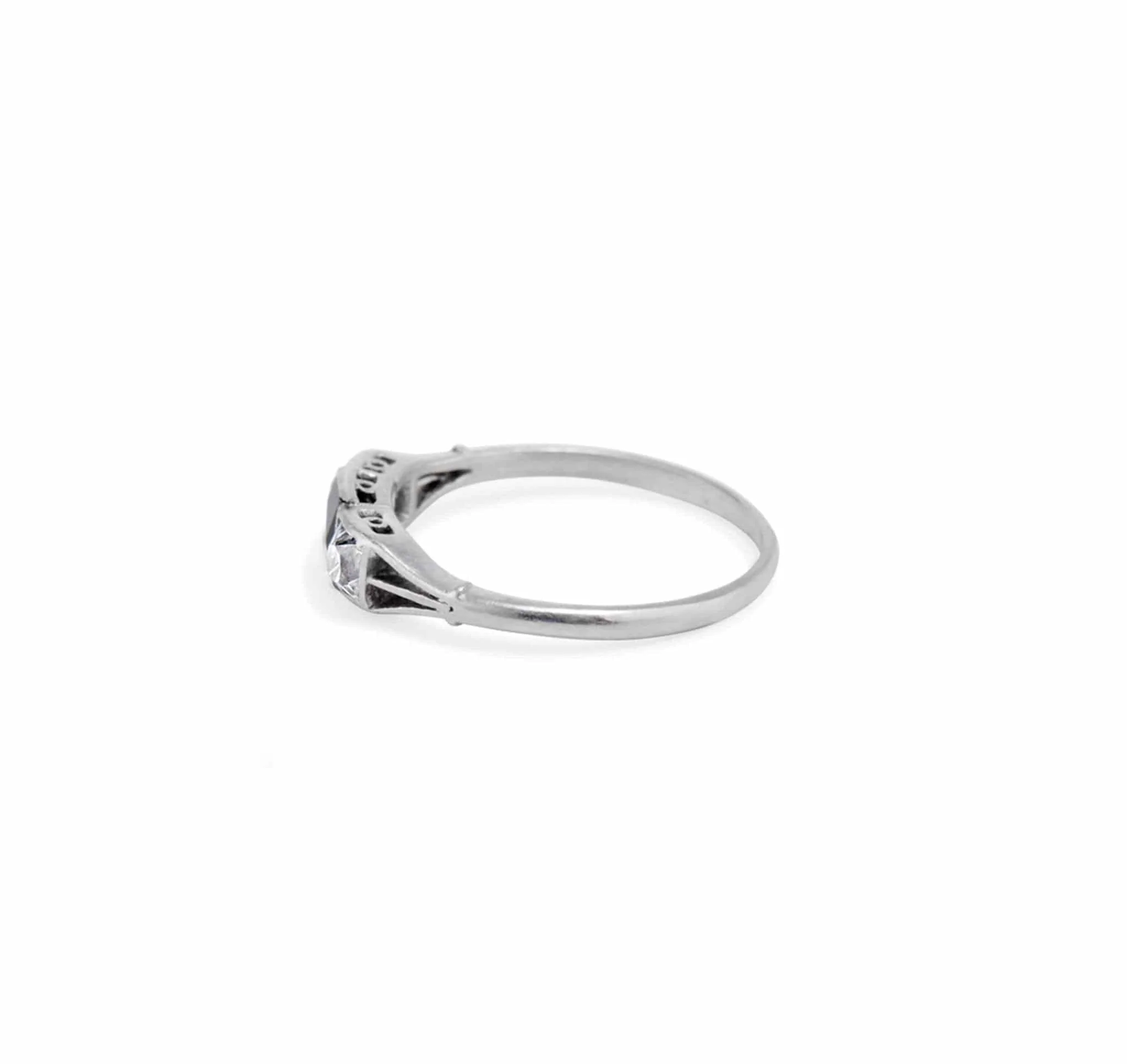 ART DECO DIAMOND AND BLACK ONYX THREE STONE BAND - Image 3