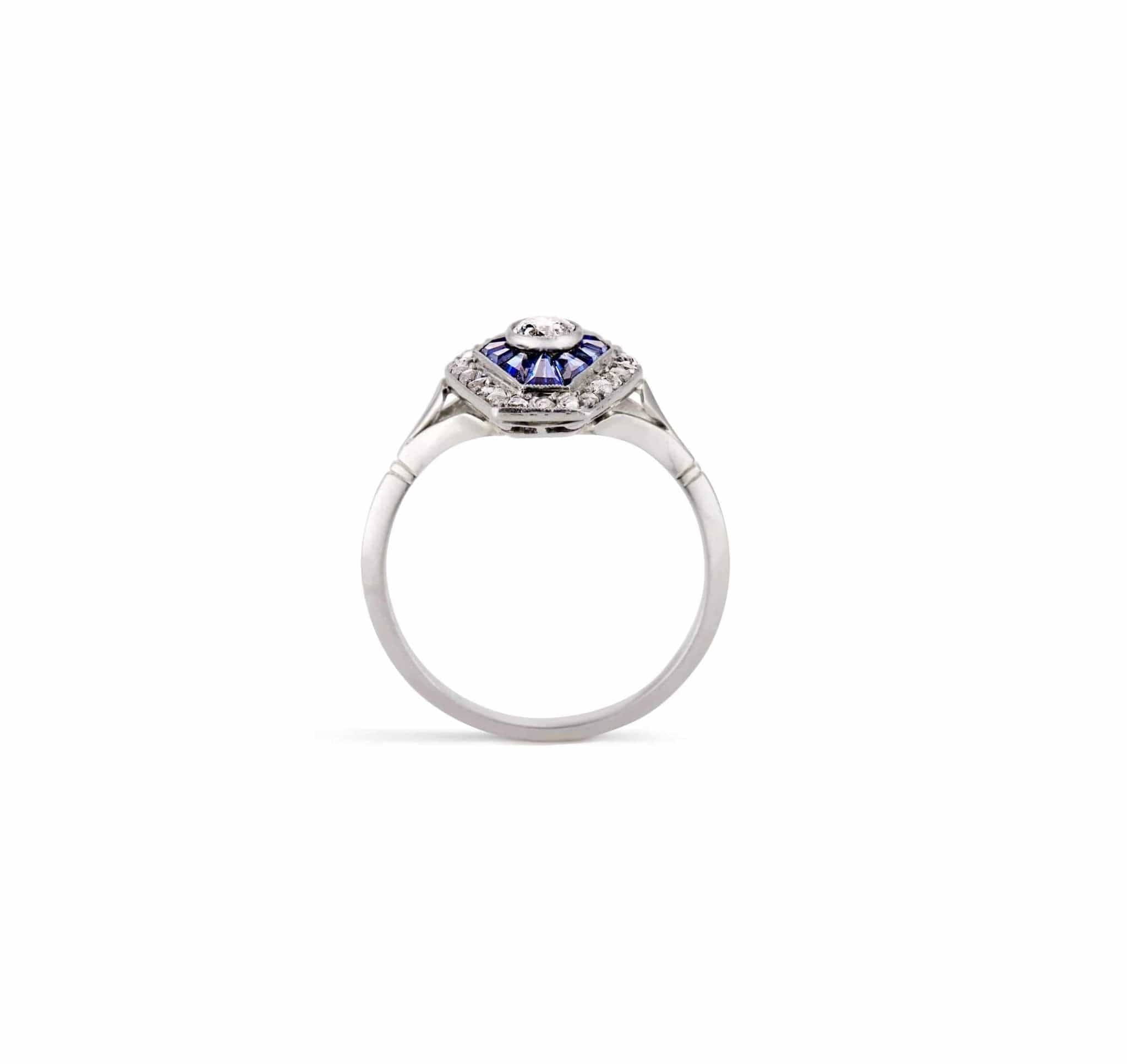 Art Deco Diamond & Sapphire Ring - Image 4