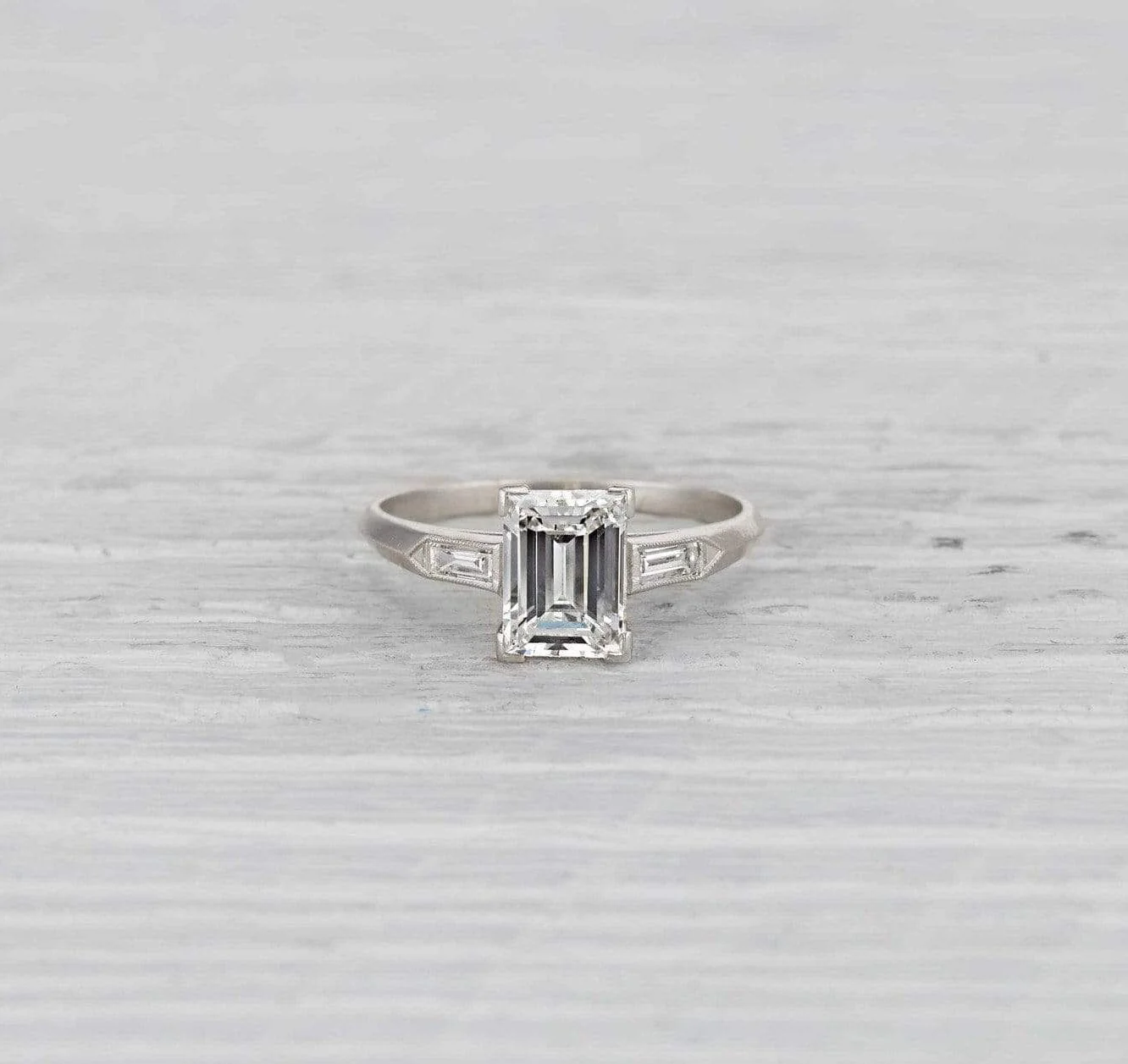 1.51 Carat Art Deco Diamond Engagement Ring - Image 2