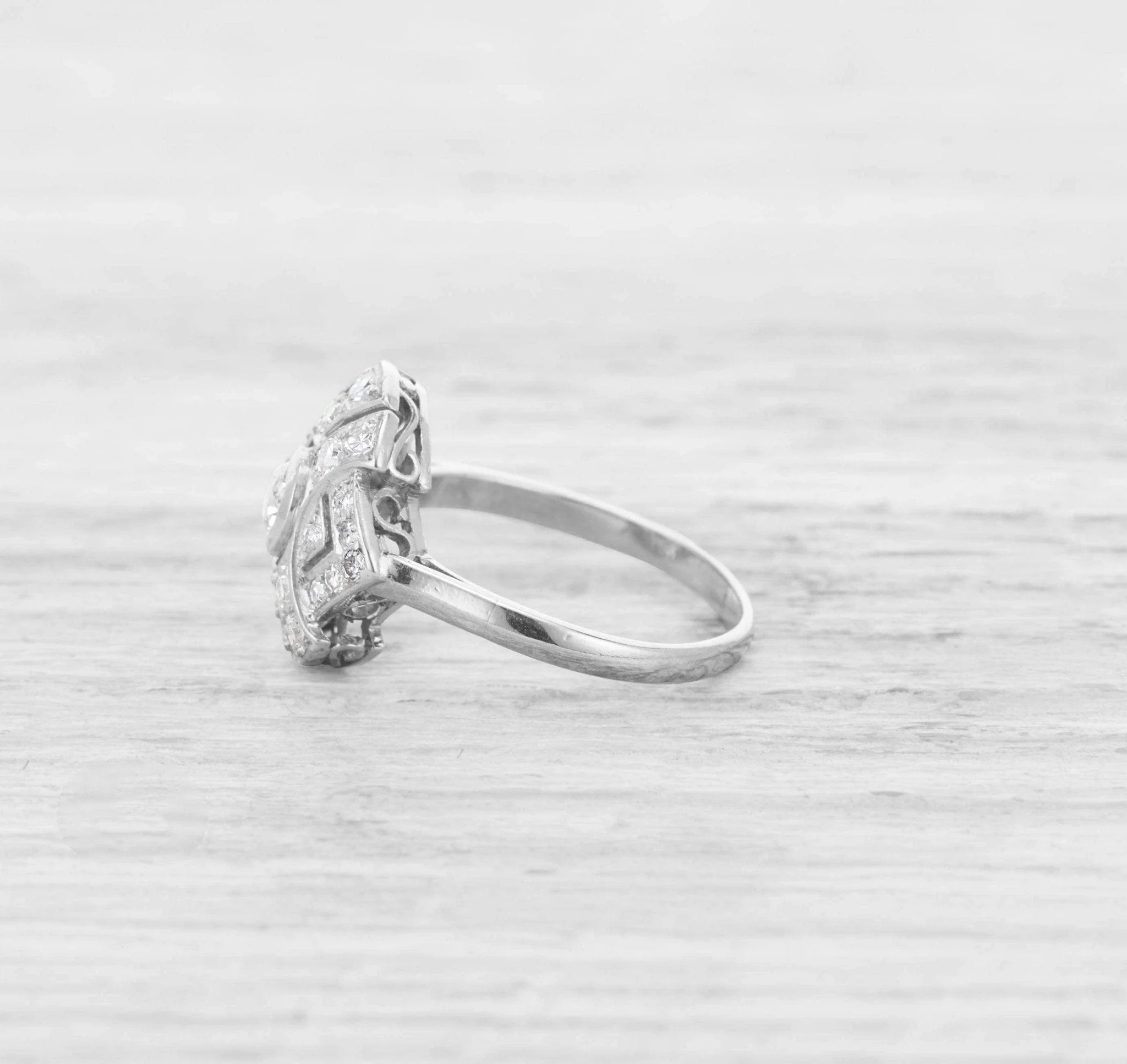 .20 CARAT ART DECO DIAMOND ENGAGEMENT RING - Image 3