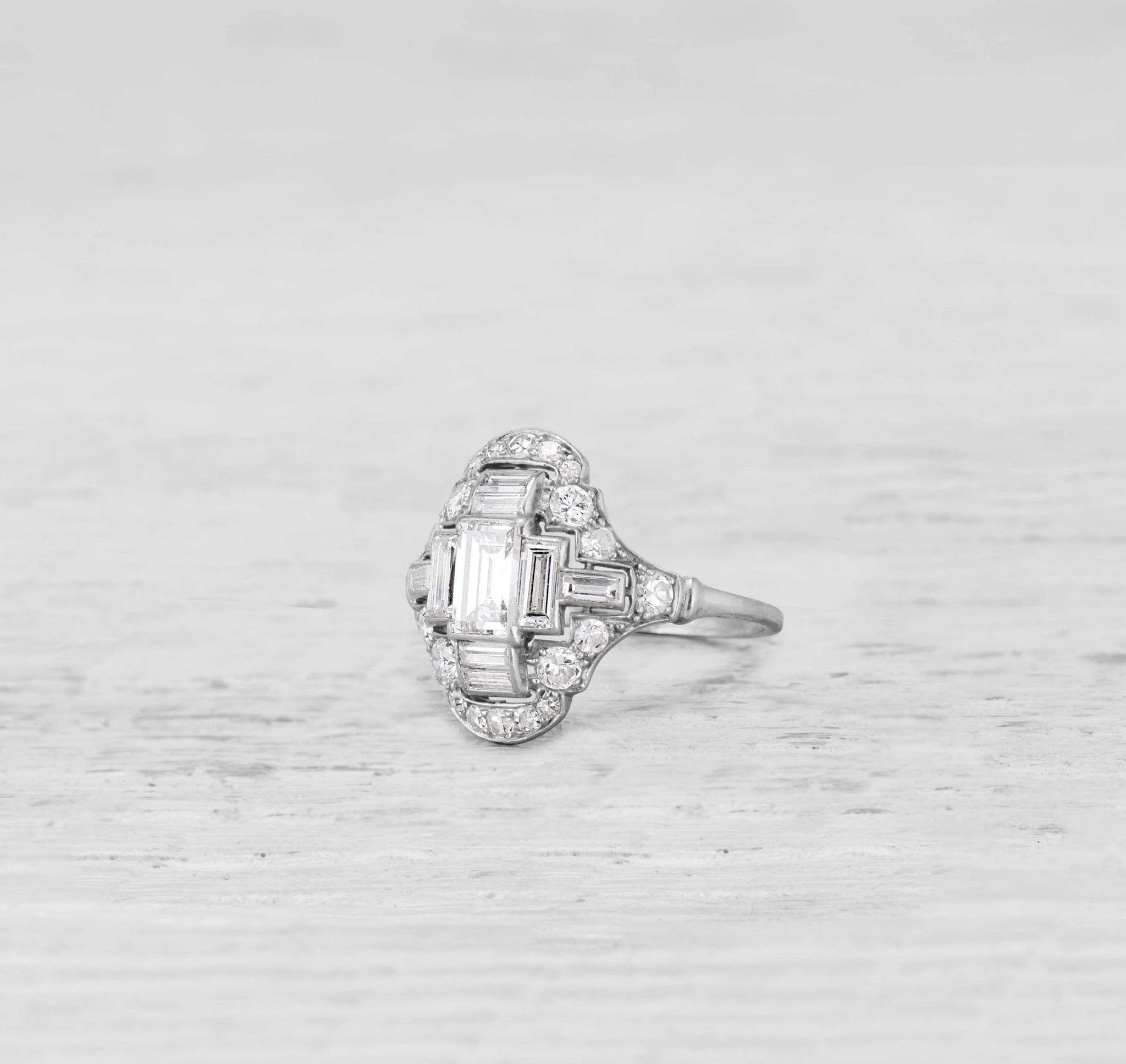 Art Deco Diamond Vintage Engagement Ring - Image 2