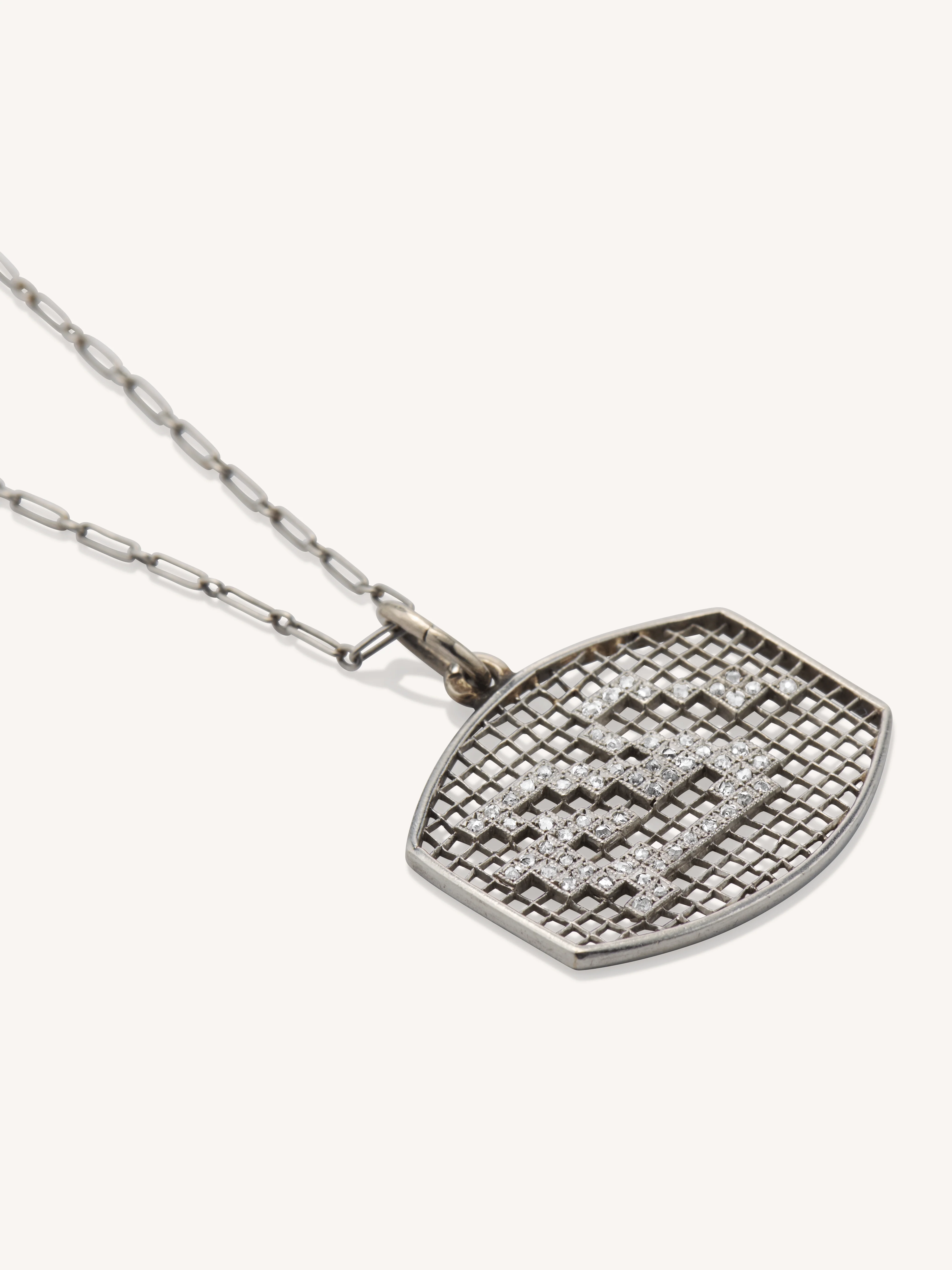 Antique Art Deco Diamond & Platinum Needlepoint Swan Pendant Necklace, France - Image 4