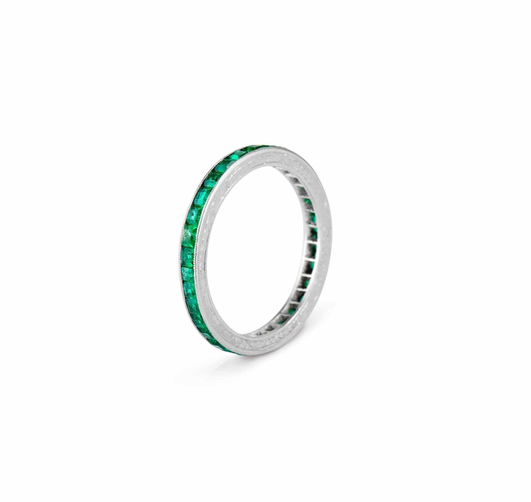 Art Deco 1.05 Carat Emerald Wedding Band - Image 3