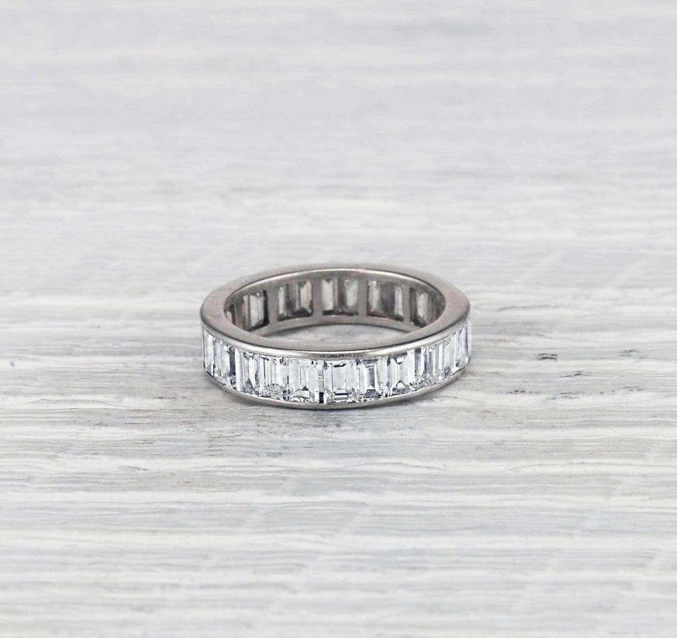 Art Deco Emerald Cut Diamond Eternity Band - Image 4