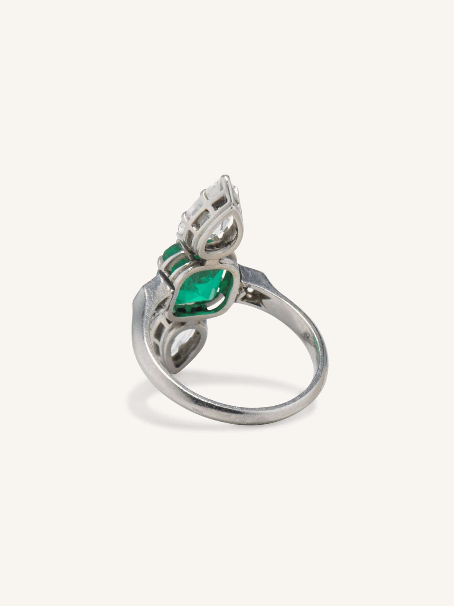 Art Deco Emerald Cut Emerald & Diamond Three Stone Ring - Image 4