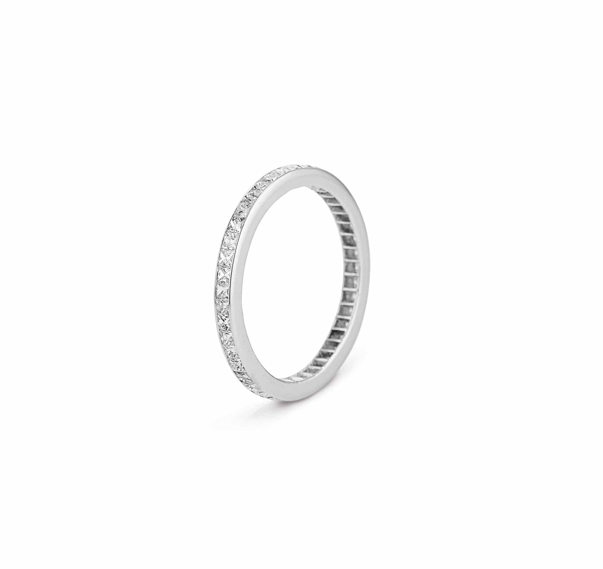 Art Deco 2.50 Carat French Cut Diamond Eternity Band - Image 2