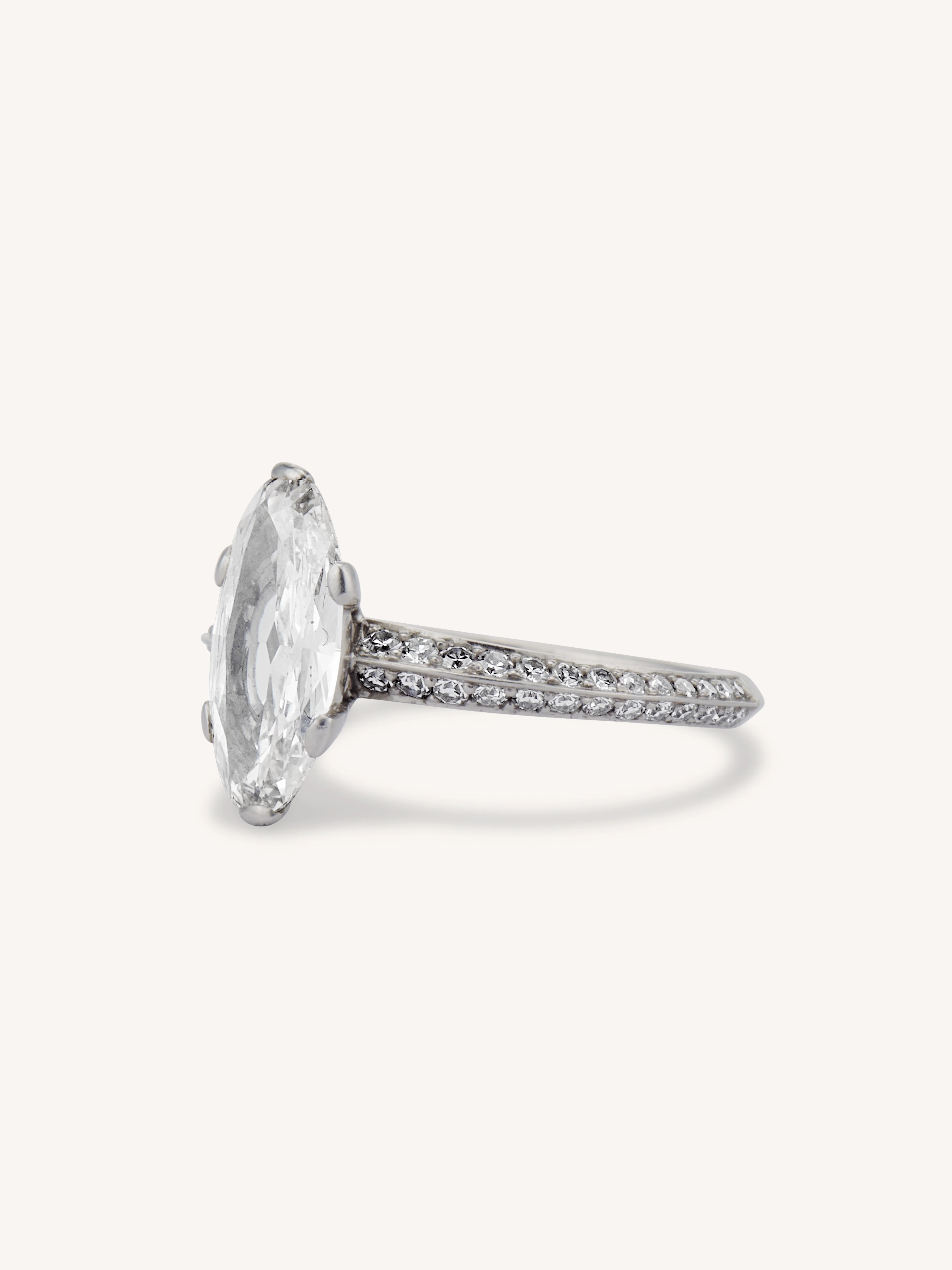 Art Deco Moval Shaped Diamond & Knife Edge Vintage Engagement Ring - Image 4