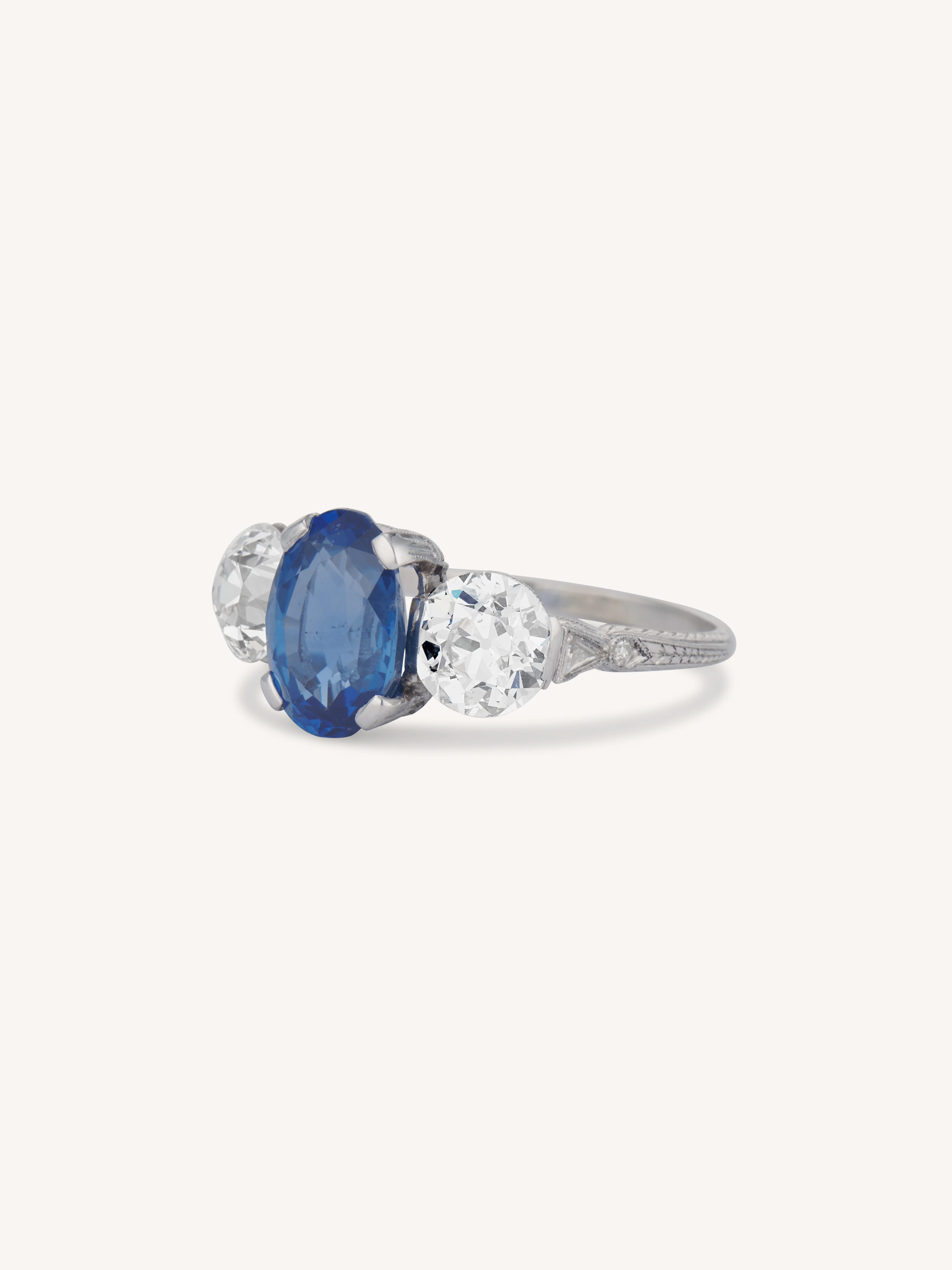 Art Deco 4.59 Carat Oval Ceylon Sapphire Three Stone Vintage Engagement Ring - Image 4
