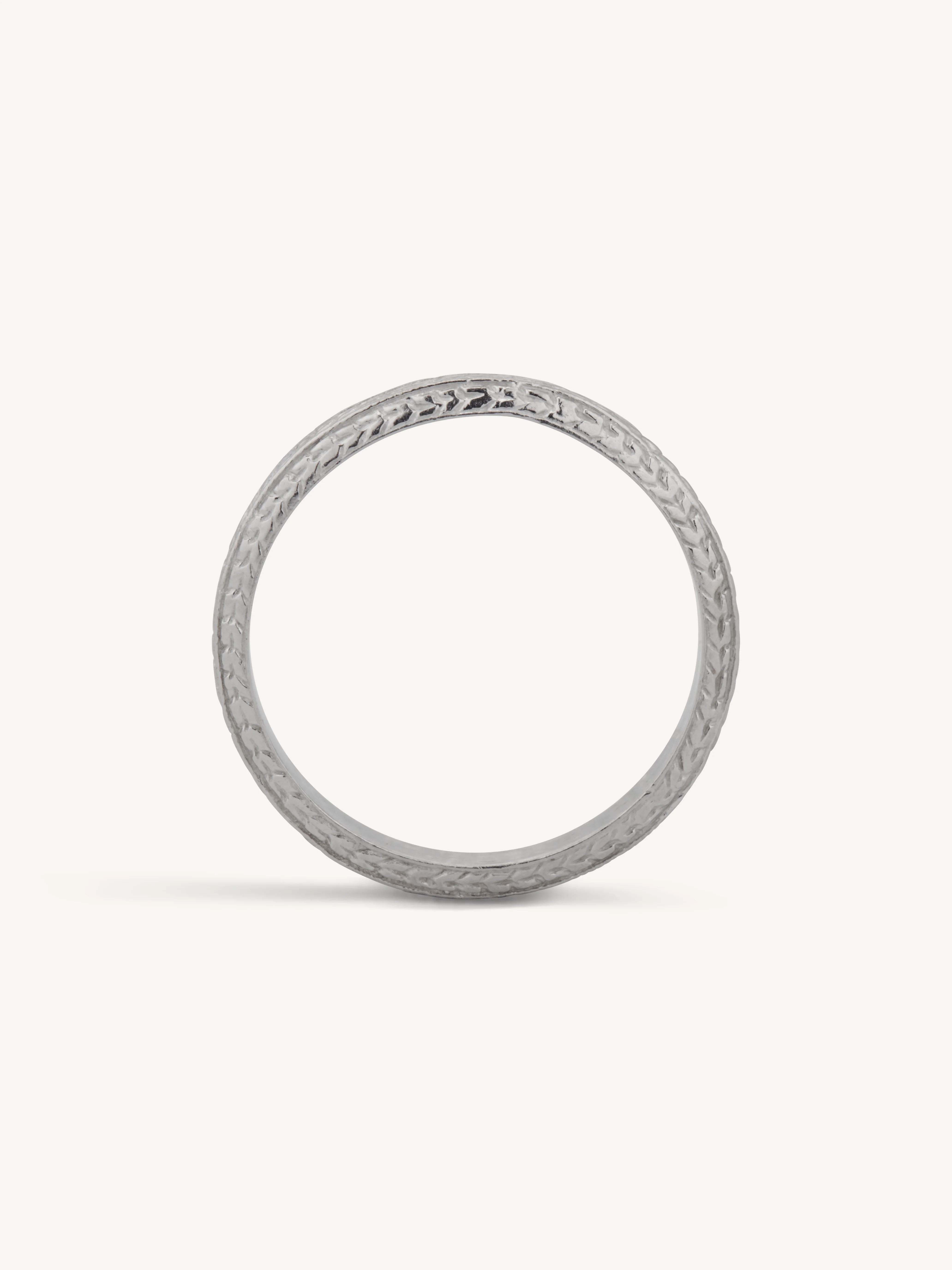 Art Deco Platinum Interlaced Scroll Engraved Vintage Wedding Band - Size 4 - Image 4