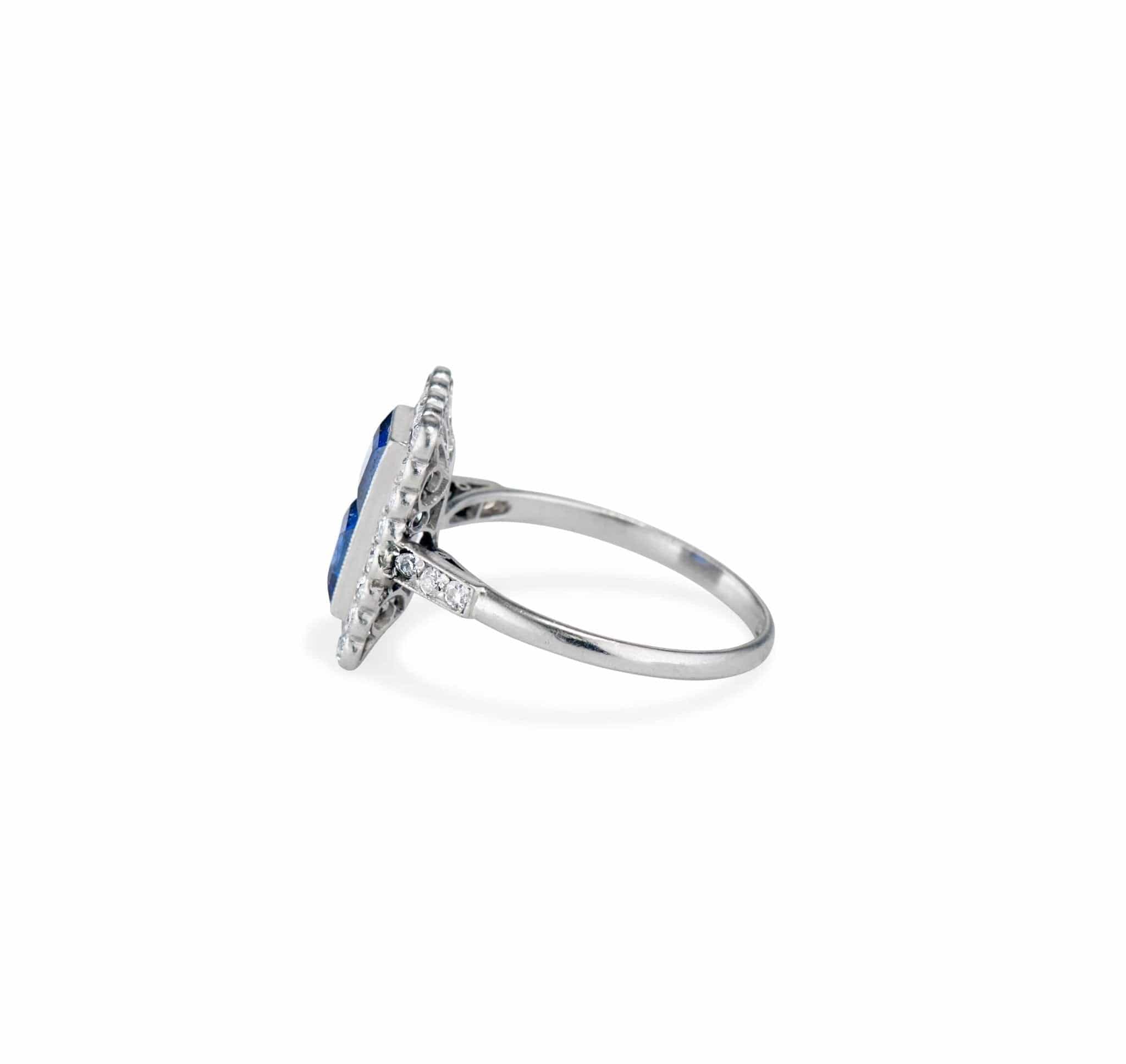 Art Deco Sapphire and Diamond Ring - Image 3