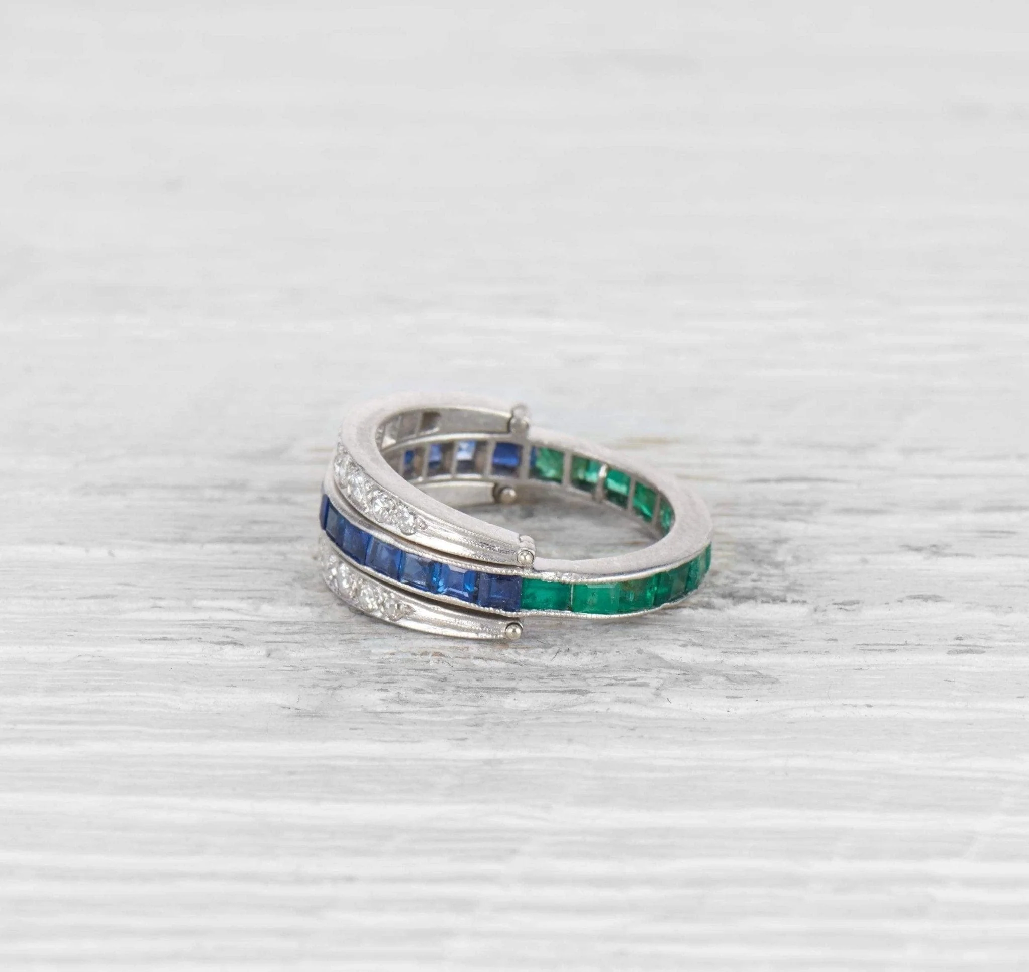 ART DECO SAPPHIRE, EMERALD, AND DIAMOND 'FLIP' ETERNITY BAND - Image 5