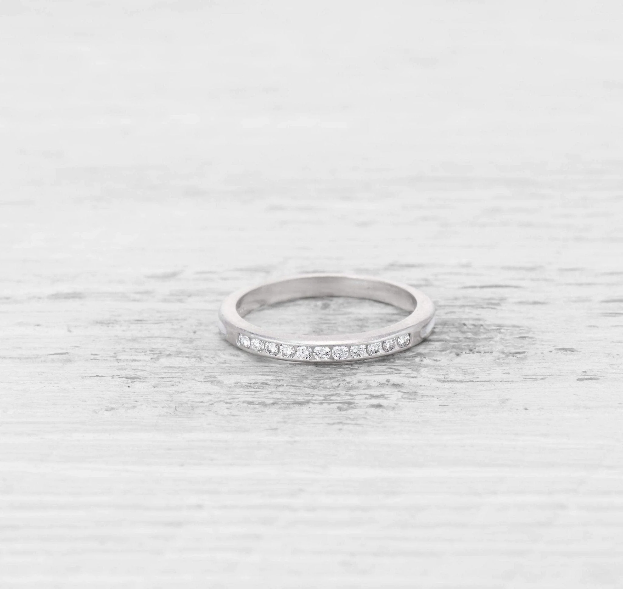 ART DECO TIFFANY & CO DIAMOND WEDDING BAND - Image 2