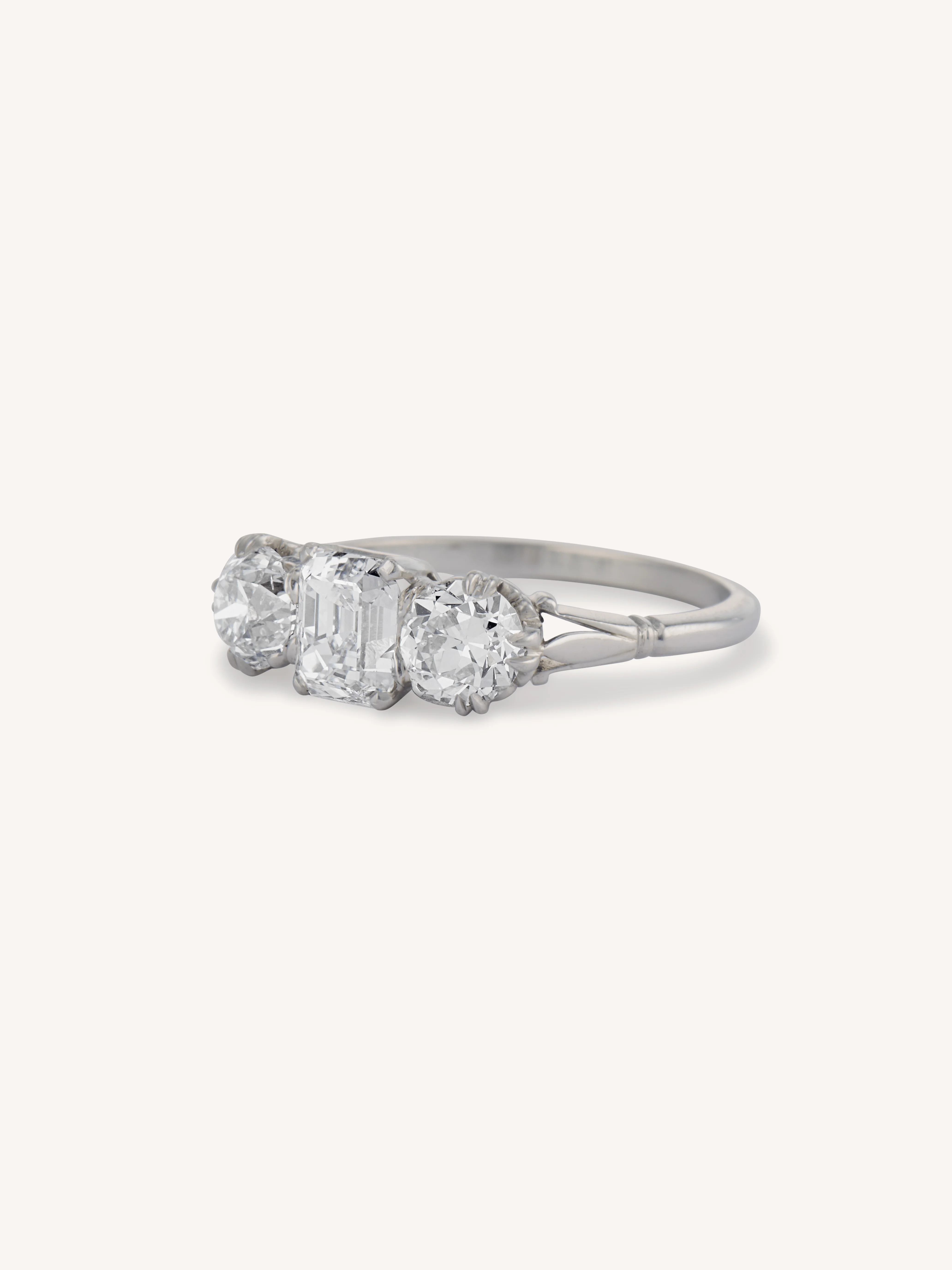 Art Deco Tiffany & Co. Three Stone Platinum Engagement Ring - Image 2