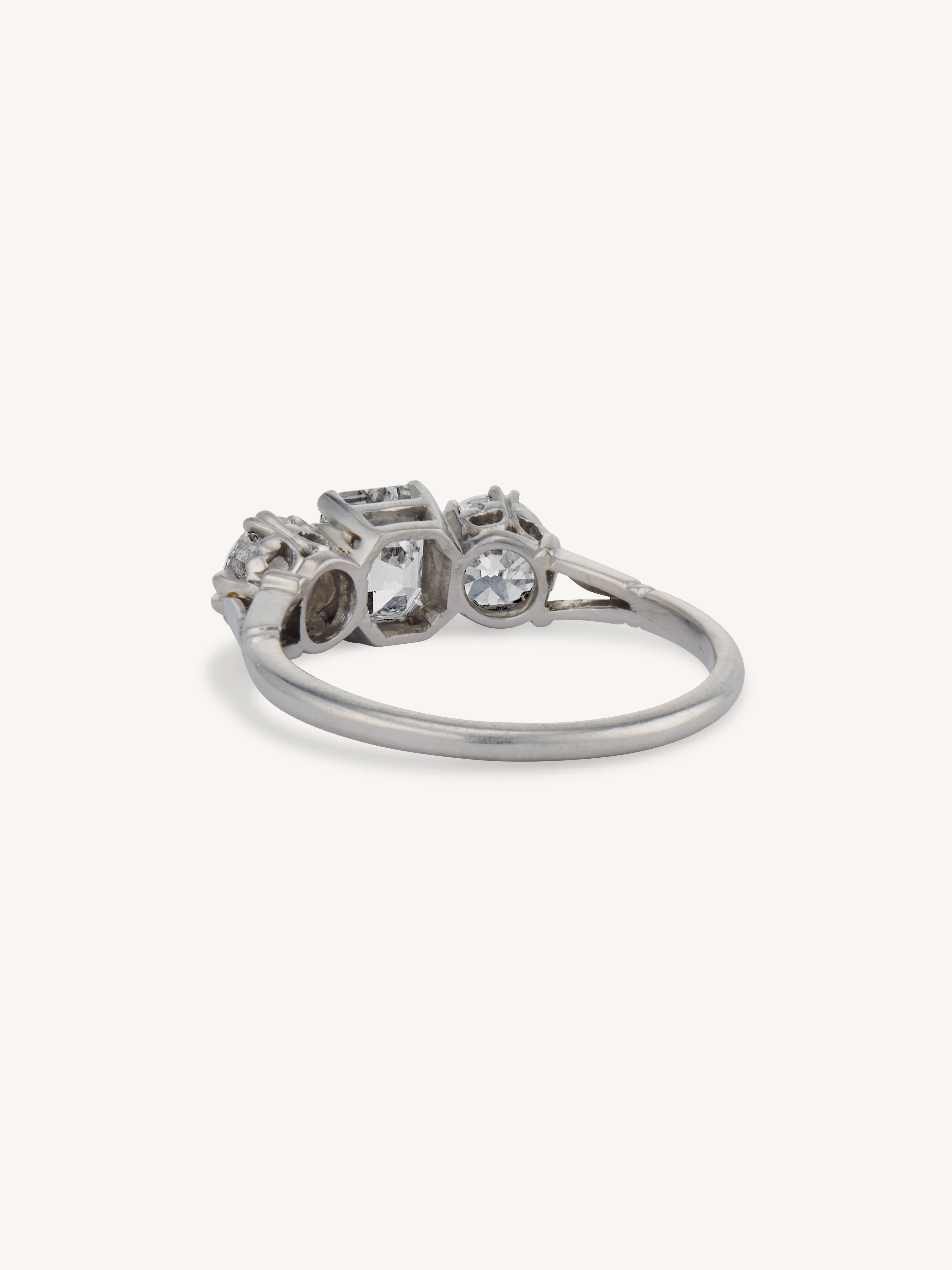 Art Deco Tiffany & Co. Three Stone Platinum Engagement Ring - Image 3
