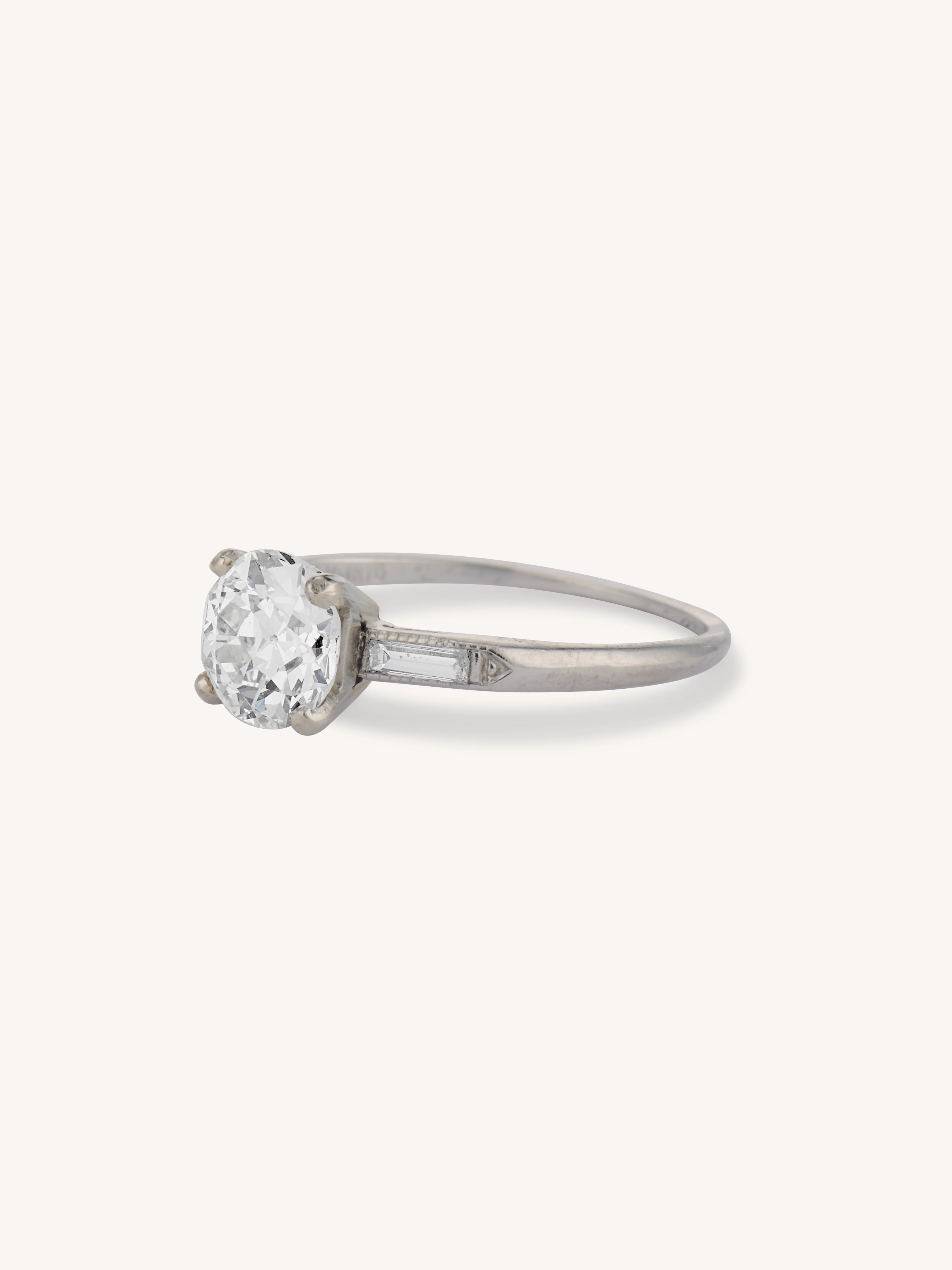 1920's 1.05 Carat Transitional Cut Diamond Platinum Vintage Engagement Ring - Image 4