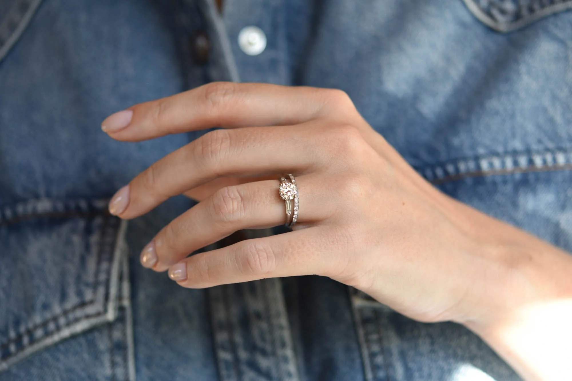 1920's 1.05 Carat Transitional Cut Diamond Platinum Vintage Engagement Ring - Image 6