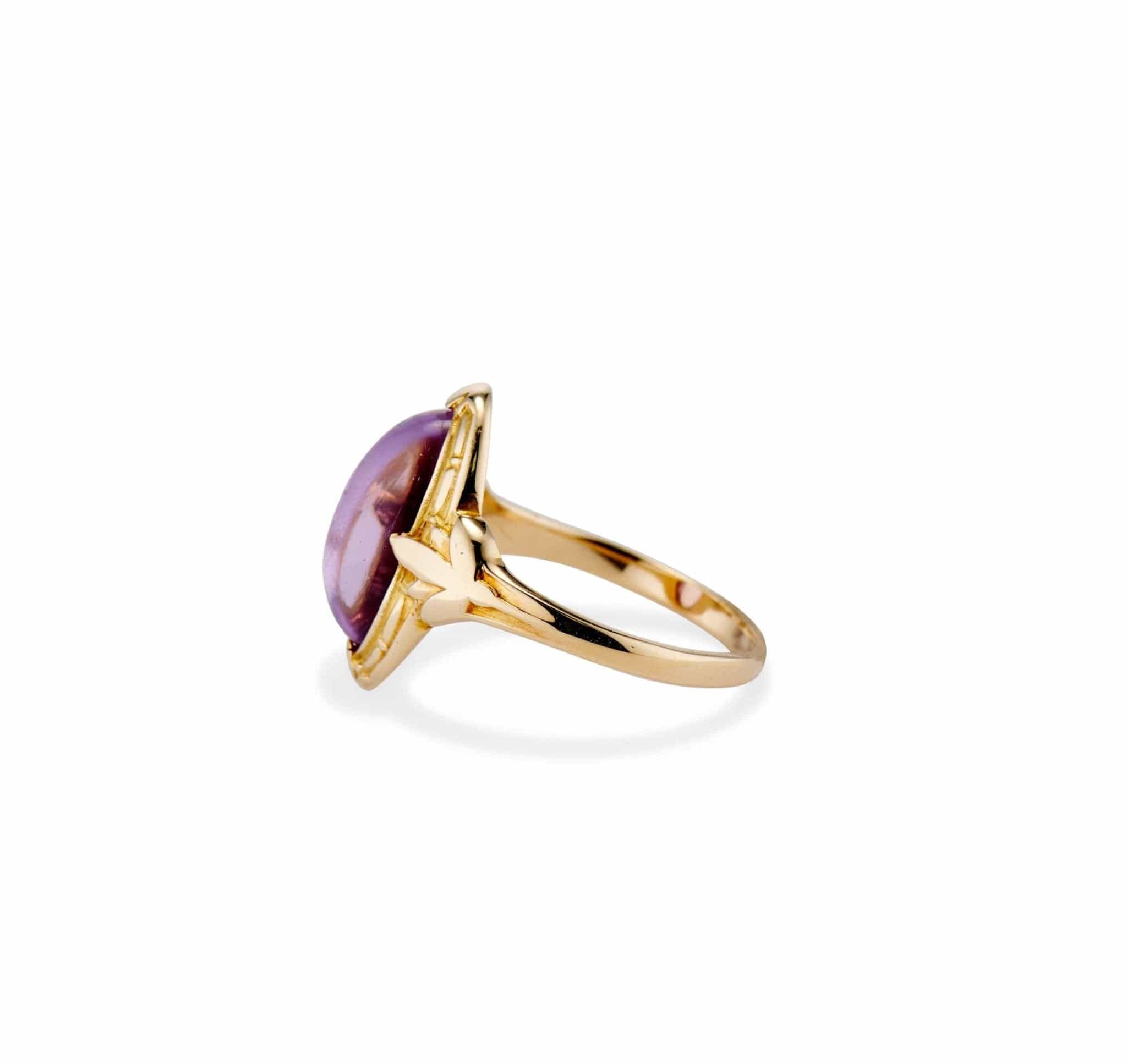Art Nouveau Amethyst and Gold Ring - Image 3
