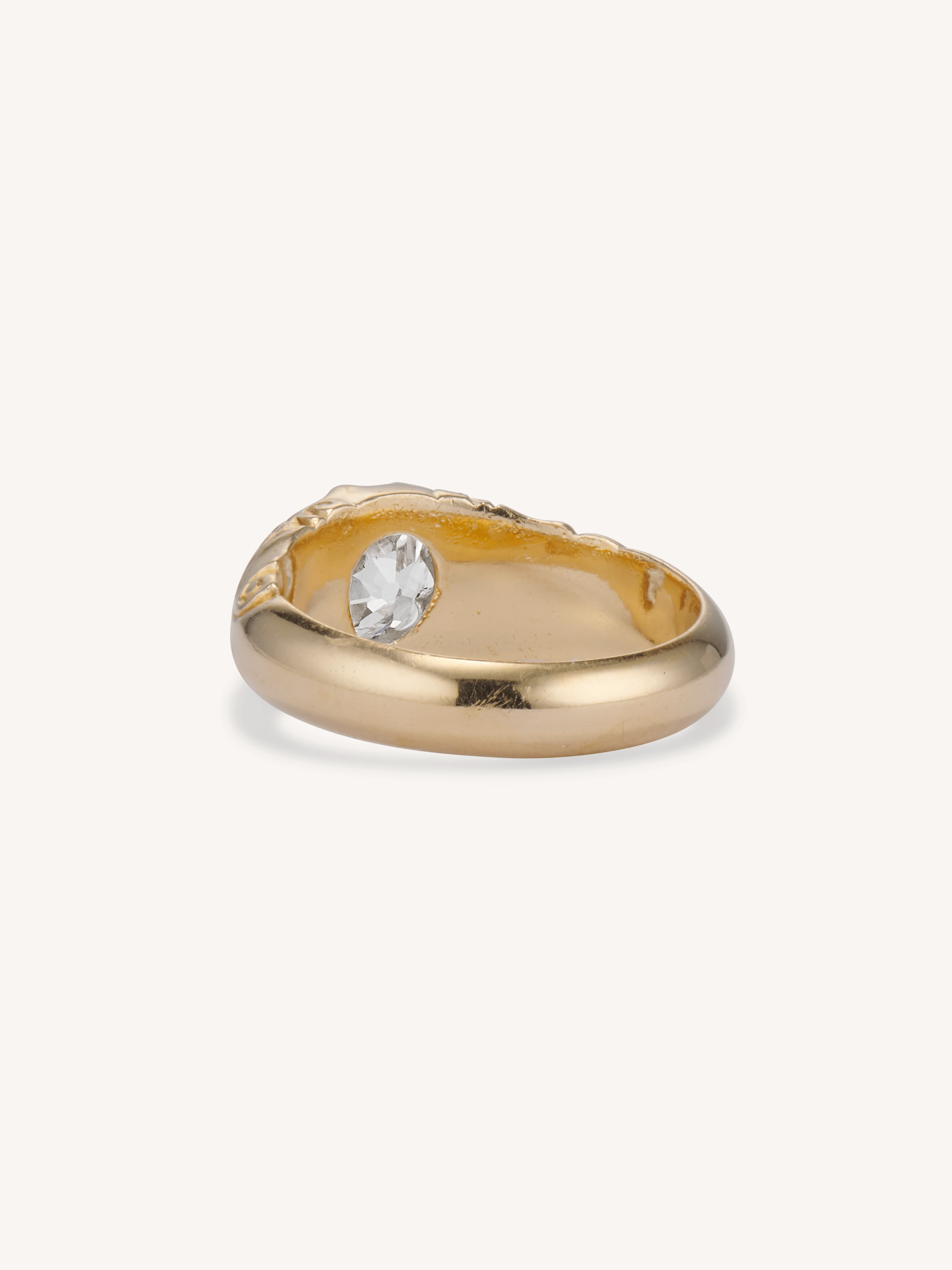 Art Nouveau 1.41 Carat Old Mine Cut Diamond Carved Gold Antique Engagement Ring - Image 5