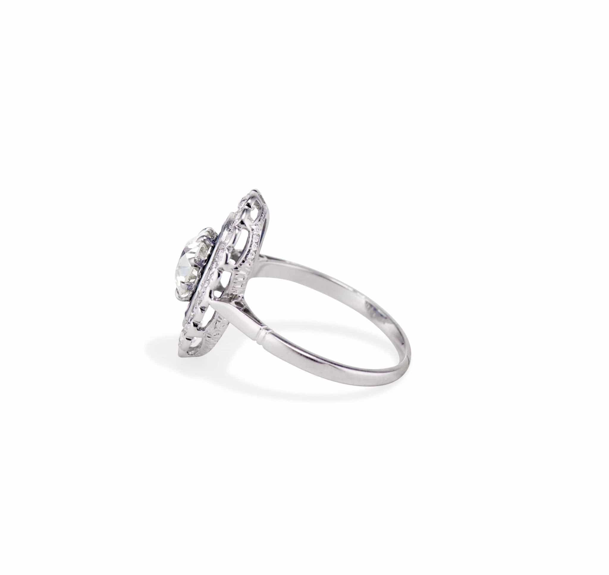 Belle Epoque 1.07 Carat Old European Diamond and Sapphire Engagement Ring, France - Image 3