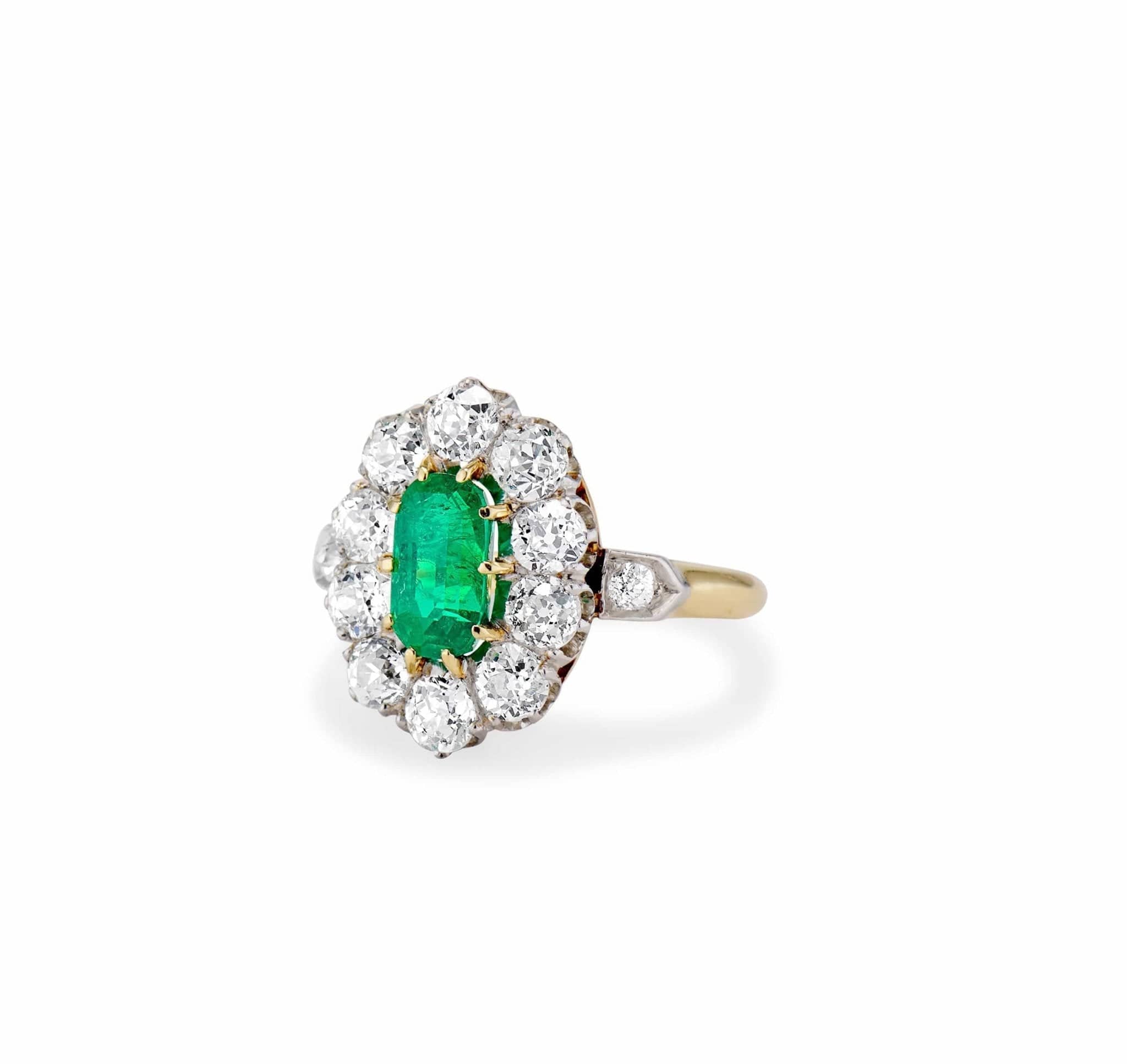 Belle Époque 1.20 Carat Emerald and Diamond Cluster, France - Image 3